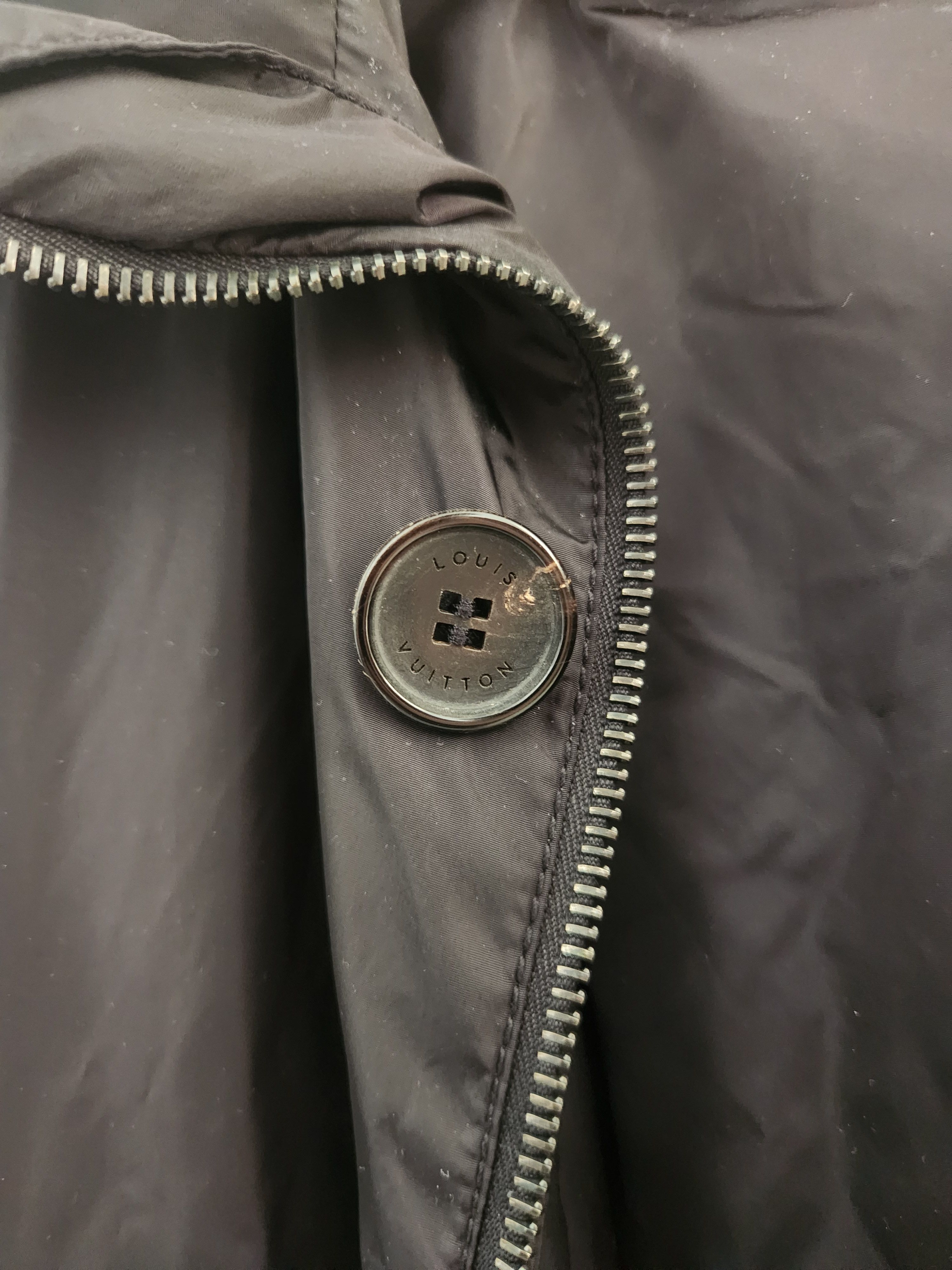 Louis Vuitton LV Black spray light weight vintage jacket monogram Size US S / EU 44-46 / 1 - 10 Thumbnail