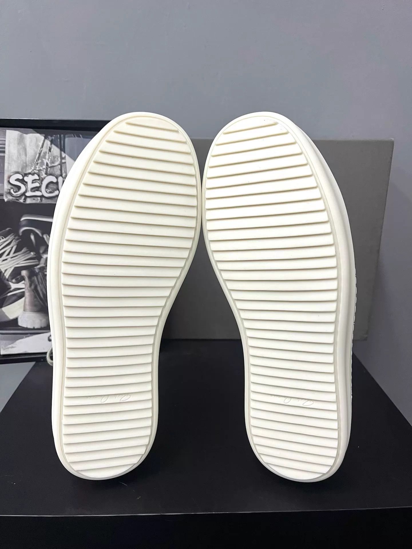 Rick Owens Rick Owens 26SS Mainline White Vans-Style Sneakers K34 Size US 5 / EU 37 - 8 Thumbnail