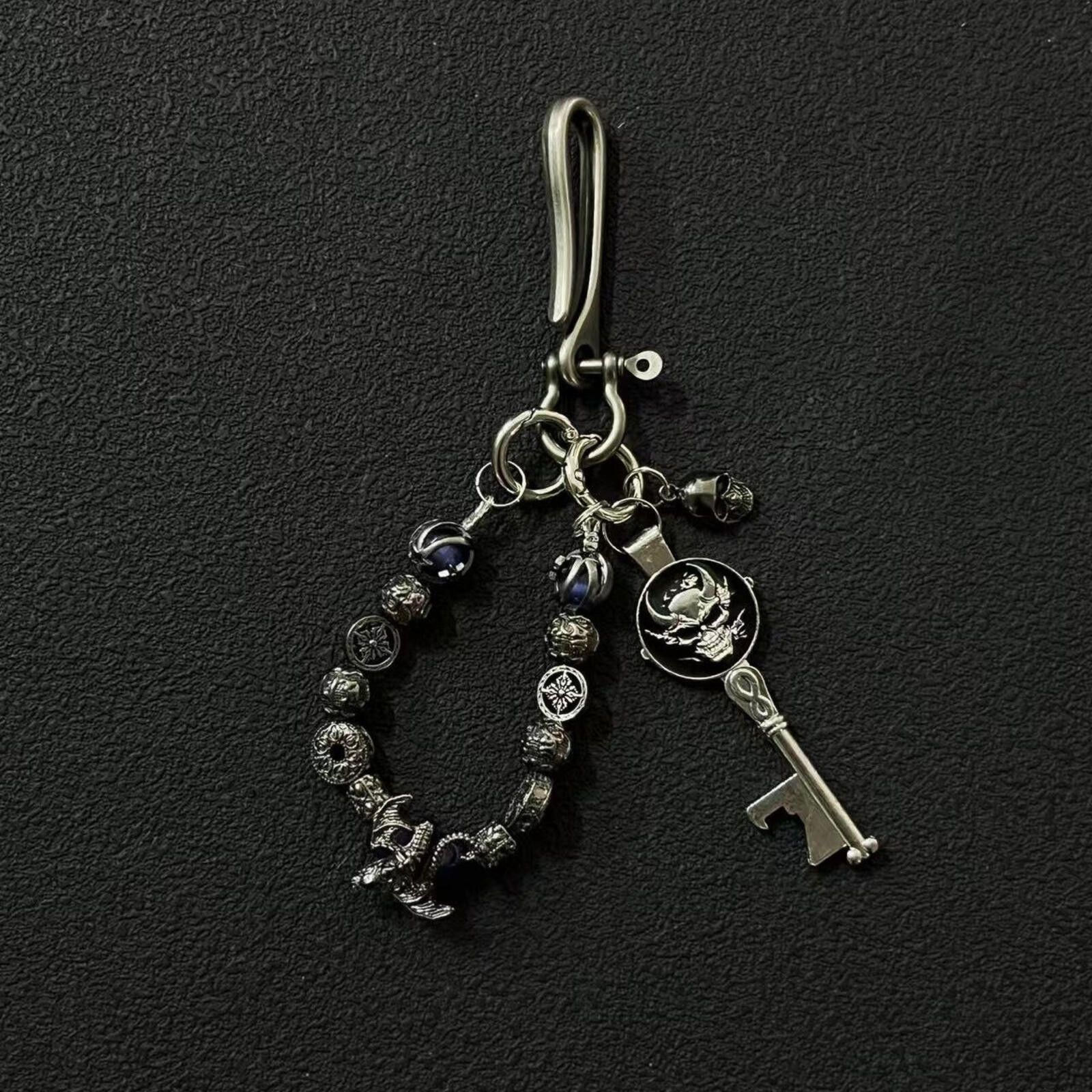 Jewelry Dark Key Skull Bead Keychain | Handcraft Punk Azure Size ONE SIZE - 2 Thumbnail