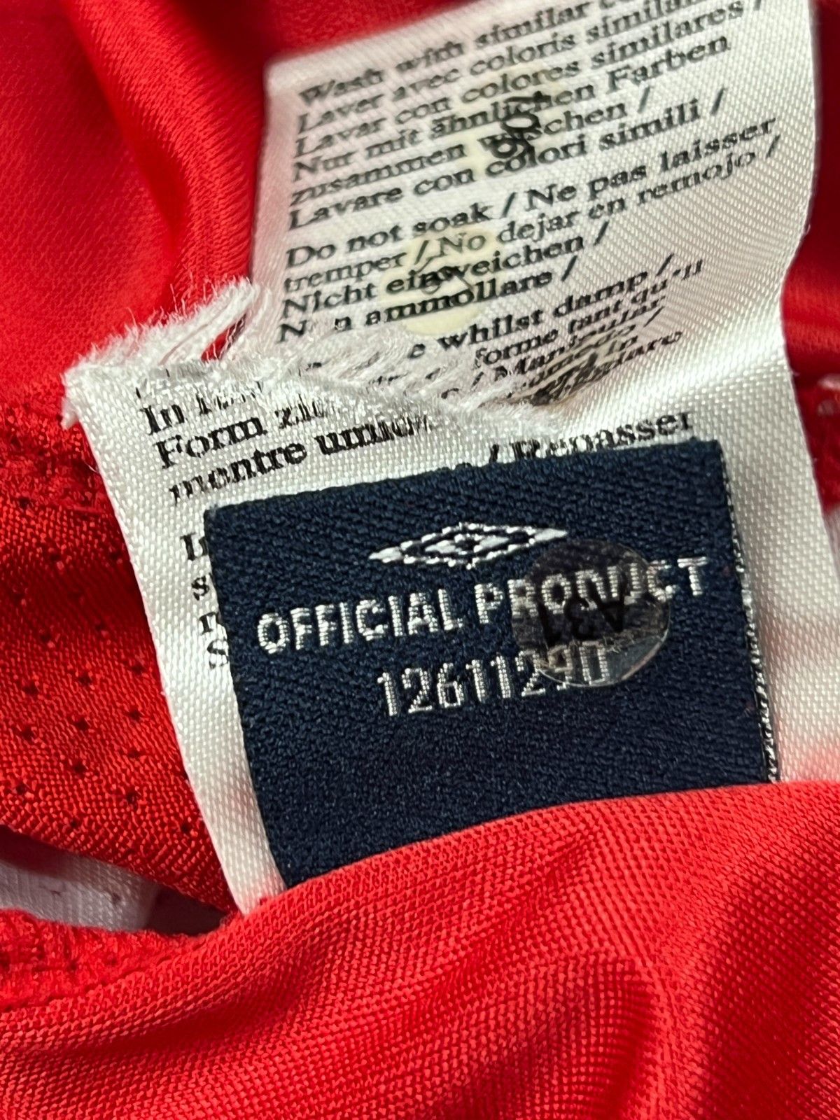 Umbro 2006/2007 Umbro Team England Training Zip Polo Shirt Jersey Size US XXL / EU 58 / 5 - 5 Thumbnail