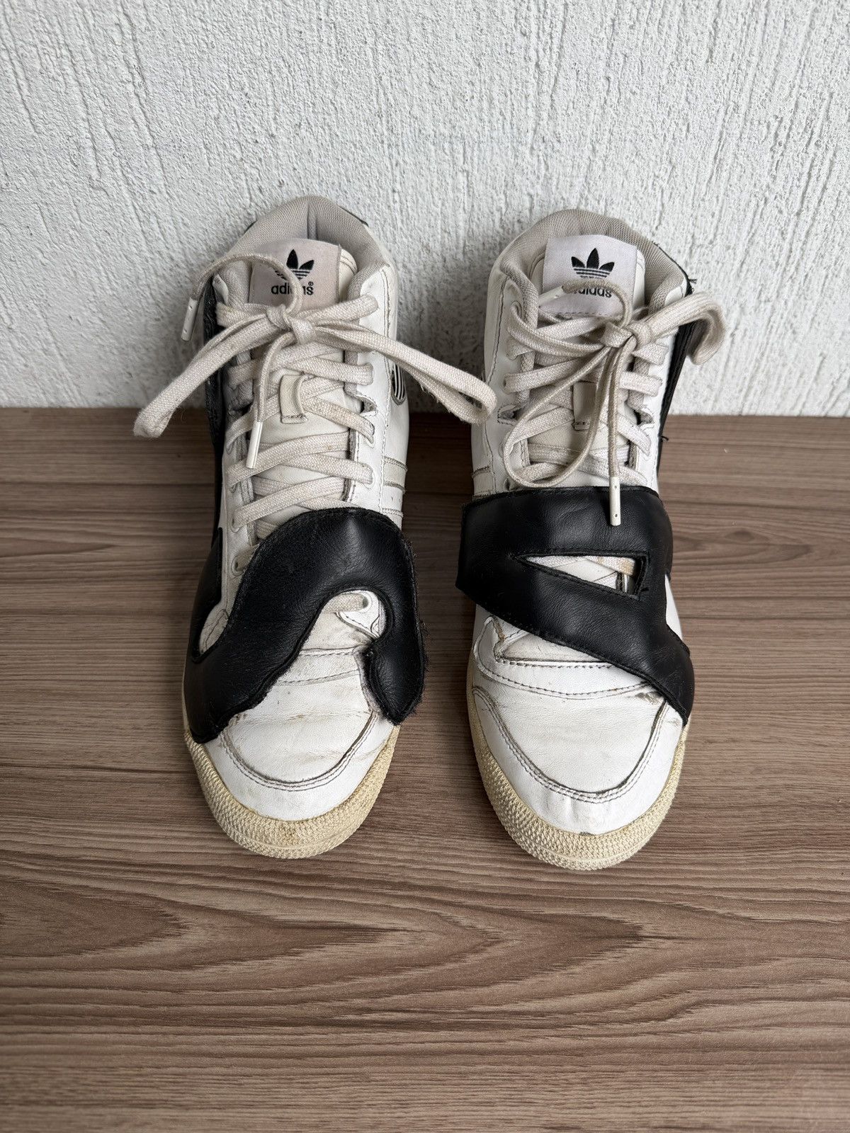 Adidas × Jeremy Scott js letters sneakers Size US 9 / EU 42 - 5 Thumbnail