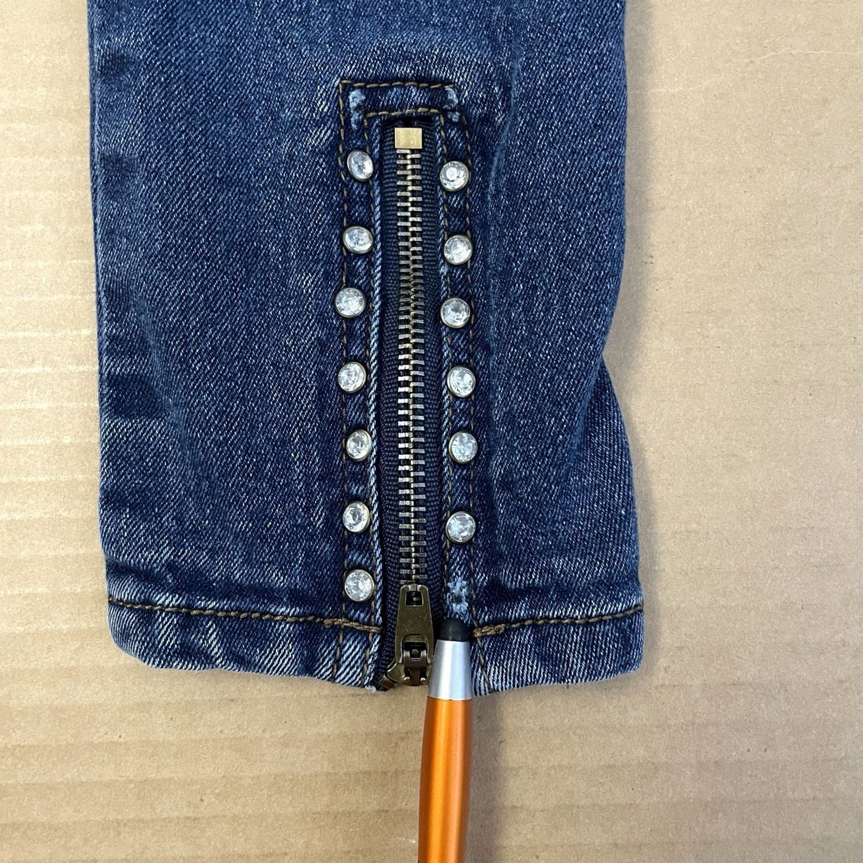 Southpole VINTAGE Southpole Jeans Womens Small Blue Skinny Tapered Zip Studded Logo Ladies Size 28" / US 6 / IT 42 - 2 Thumbnail