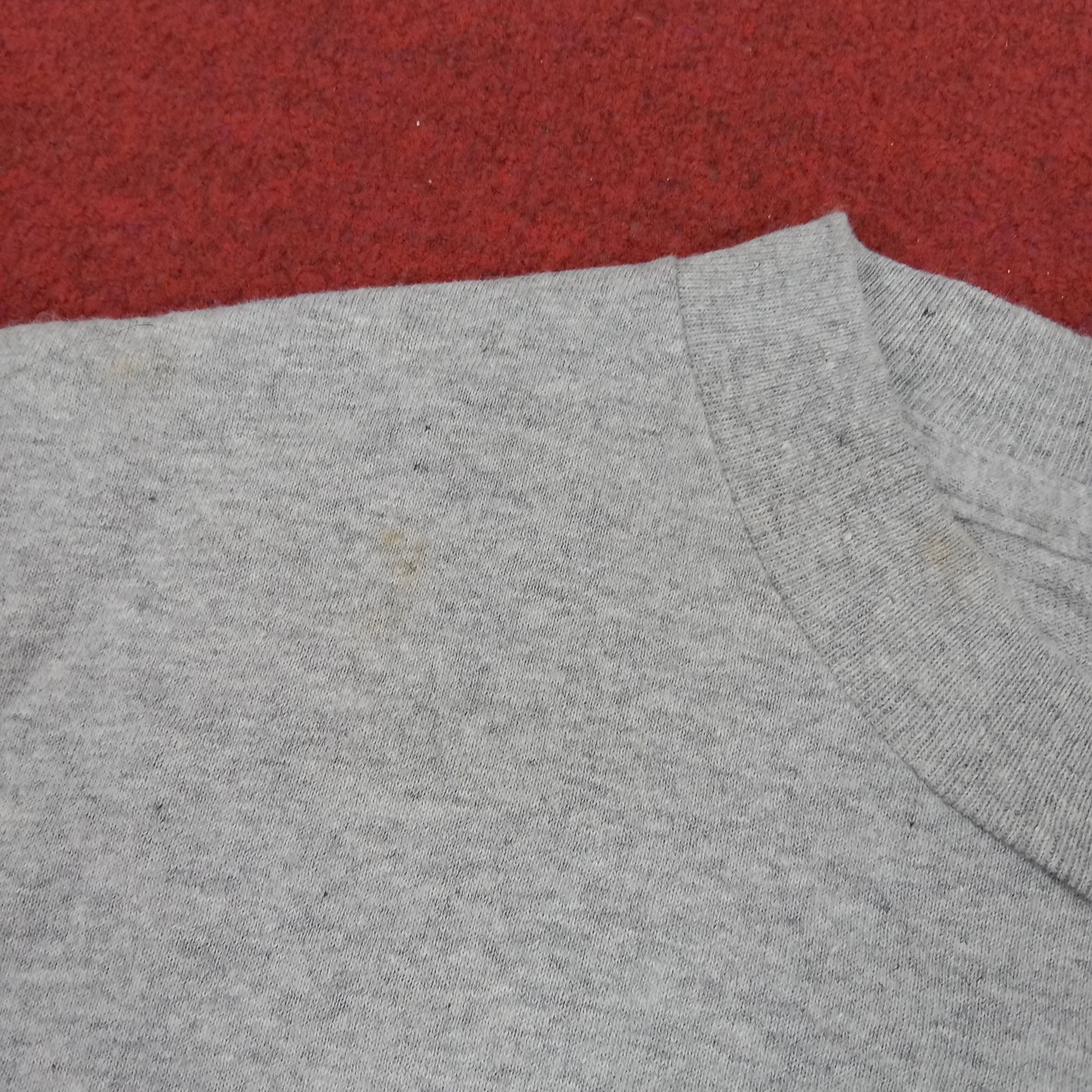 Vintage CNN International Center Logo Design Vintage Tshirt Size US L / EU 52-54 / 3 - 6 Thumbnail