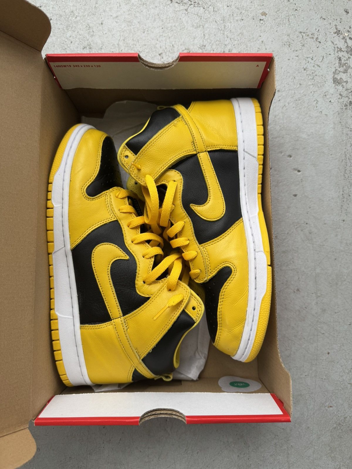 Nike Nike Dunk High Black Varsity Maize Men’s Sneakers Size US 10 / EU 43 - 10 Thumbnail