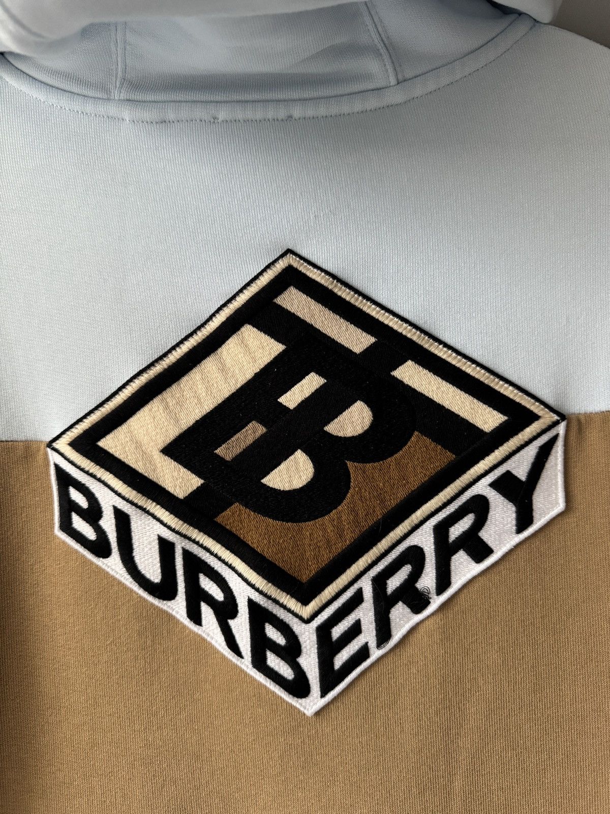 Burberry Burberry 23AW HoodiePatch Cotton Light Blue Brown Bicolor Size US XS / EU 42 / 0 - 10 Thumbnail
