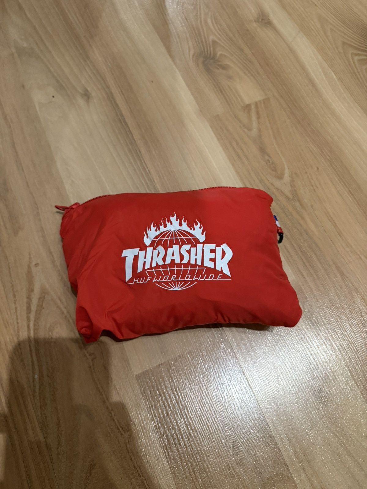 Huf × Thrasher HUF Worldwide Packable Hooded Poncho / Rain Jacket Red - L Size US L / EU 52-54 / 3 - 2 Thumbnail