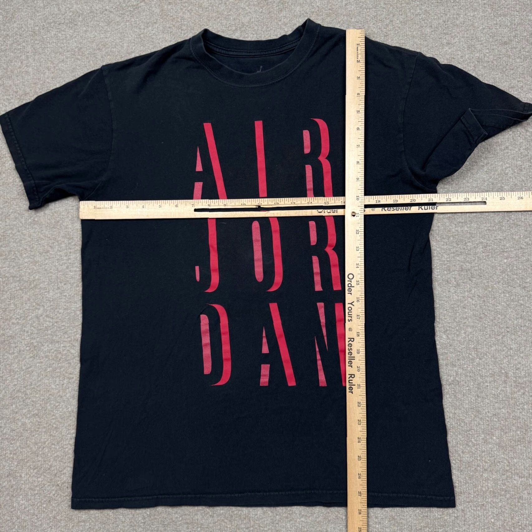 Jordan Brand Jordan Graphic T Shirt Men's L Black Jumpman 23 Short Sleeve Basketball Tee Size US L / EU 52-54 / 3 - 5 Thumbnail