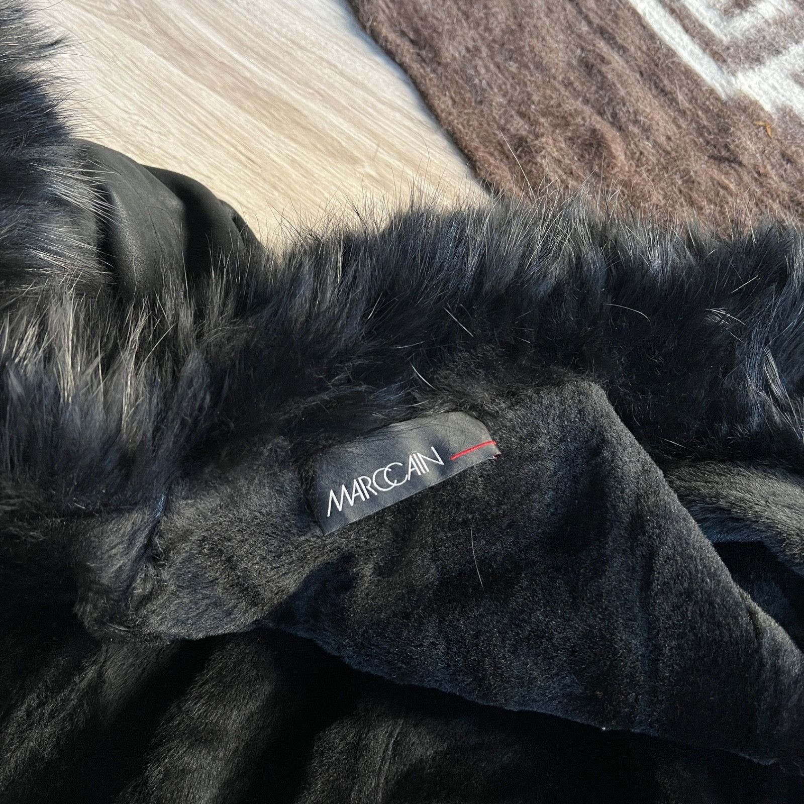 Leather Marc Cain Leather Shearling Fur Collar Coat 9777AC Size M / US 6-8 / IT 42-44 - 4 Thumbnail