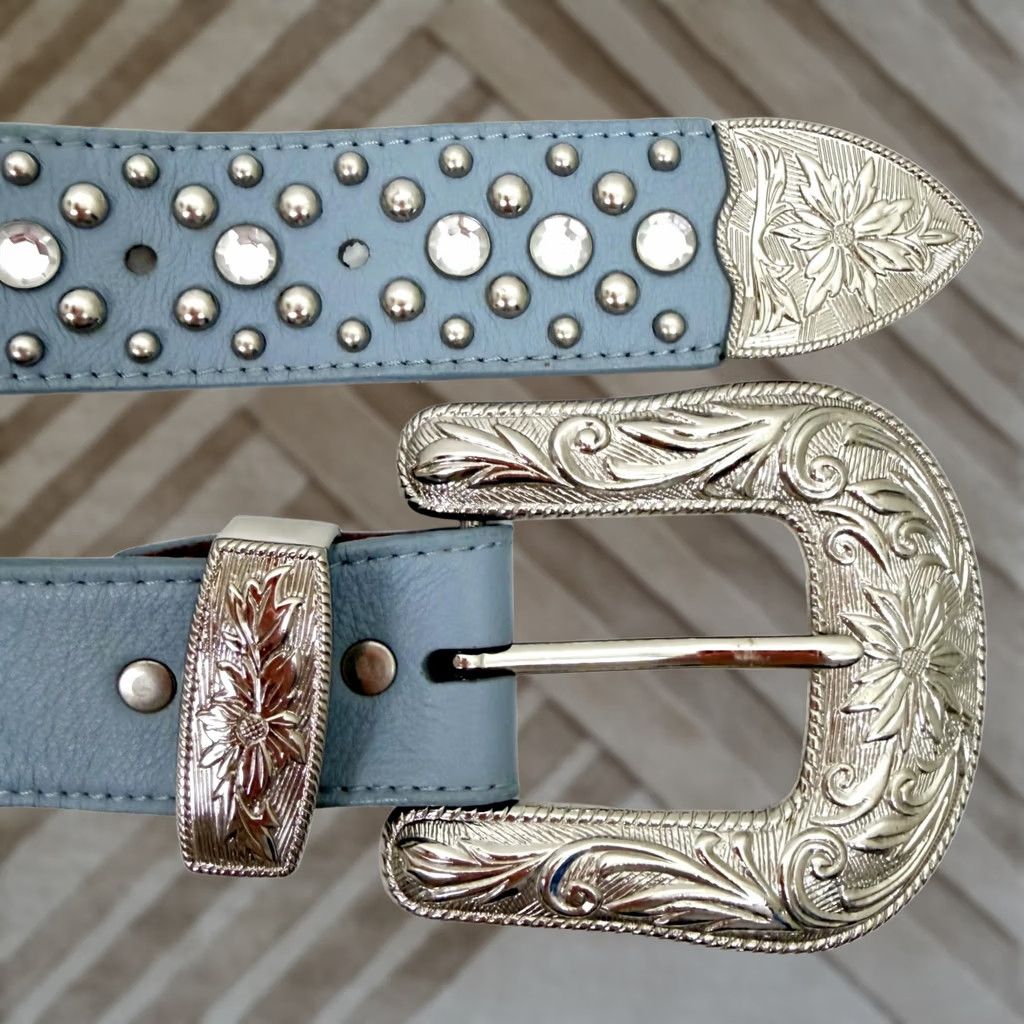 VINTAGE NATIVE TURQUOISE BEADED LEATHER BELT & MATCHING BUCKLE VINTAGE NATIVE TURQUOISE BEADED LEATHER BELT & MATCHING  main image 2
