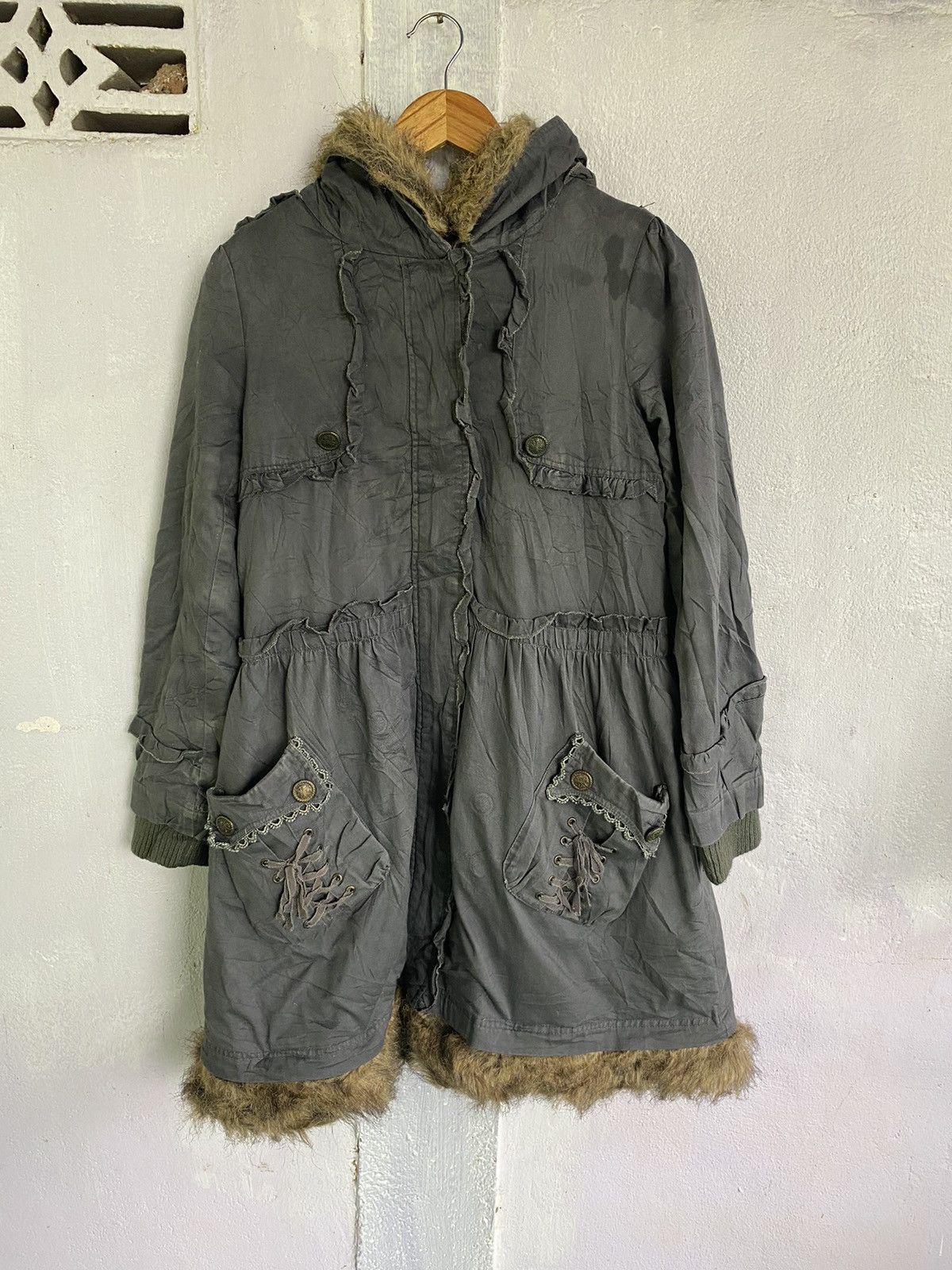 Axist Axes Femme Long Coat Fur With Hoodie Size US M / EU 48-50 / 2 - 4 Thumbnail