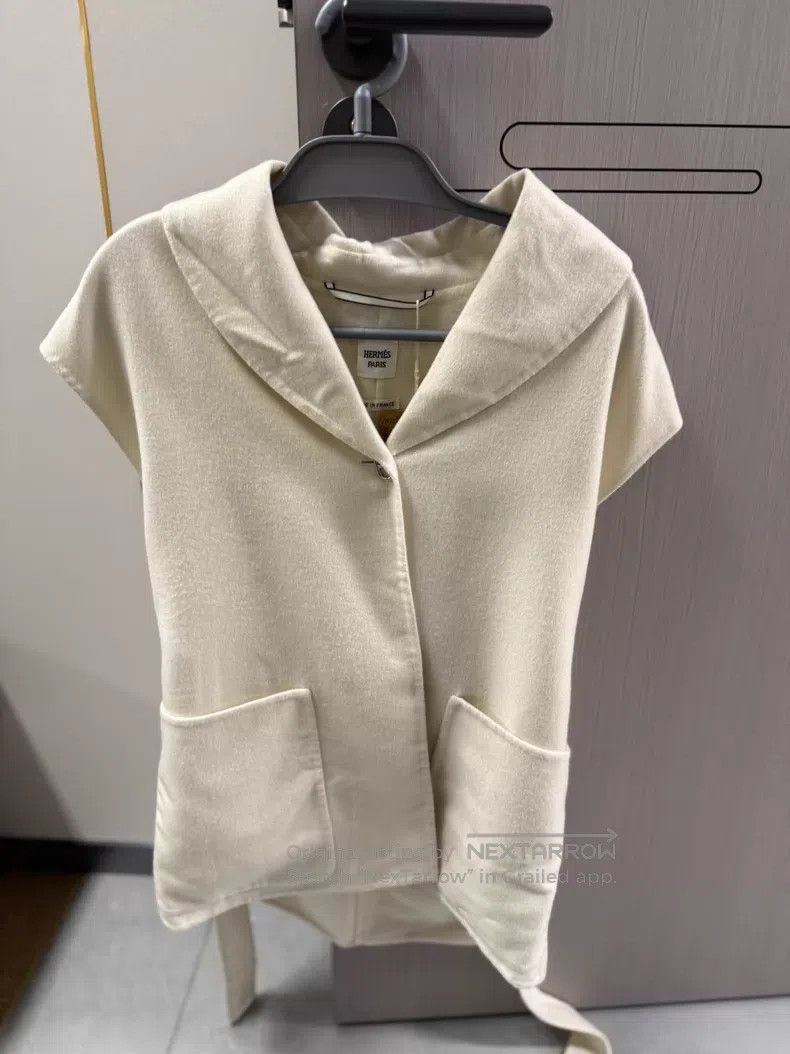 Hermes Hermes 23SS Tie-Dyed Pig Nose Buckle Cashmere Vest - Cashm Size XS / US 0-2 / IT 36-38 - 1 Thumbnail
