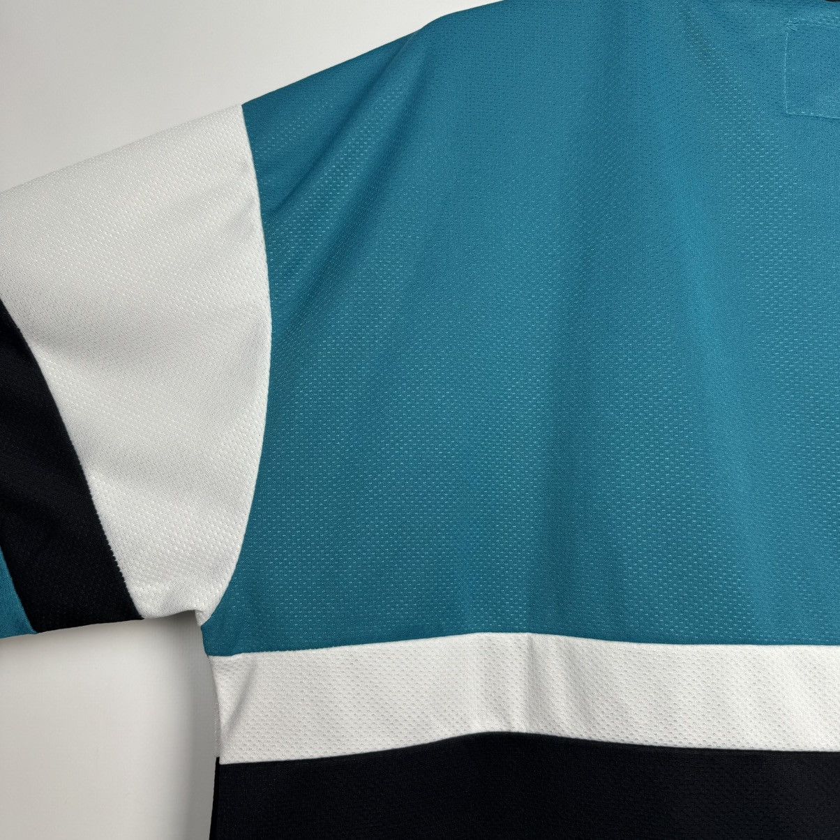 Vintage SAN JOSE SHARKS VINTAGE NHL JERSEY HOCKEY SHIRT TWINS Size US XL / EU 56 / 4 - 17 Thumbnail