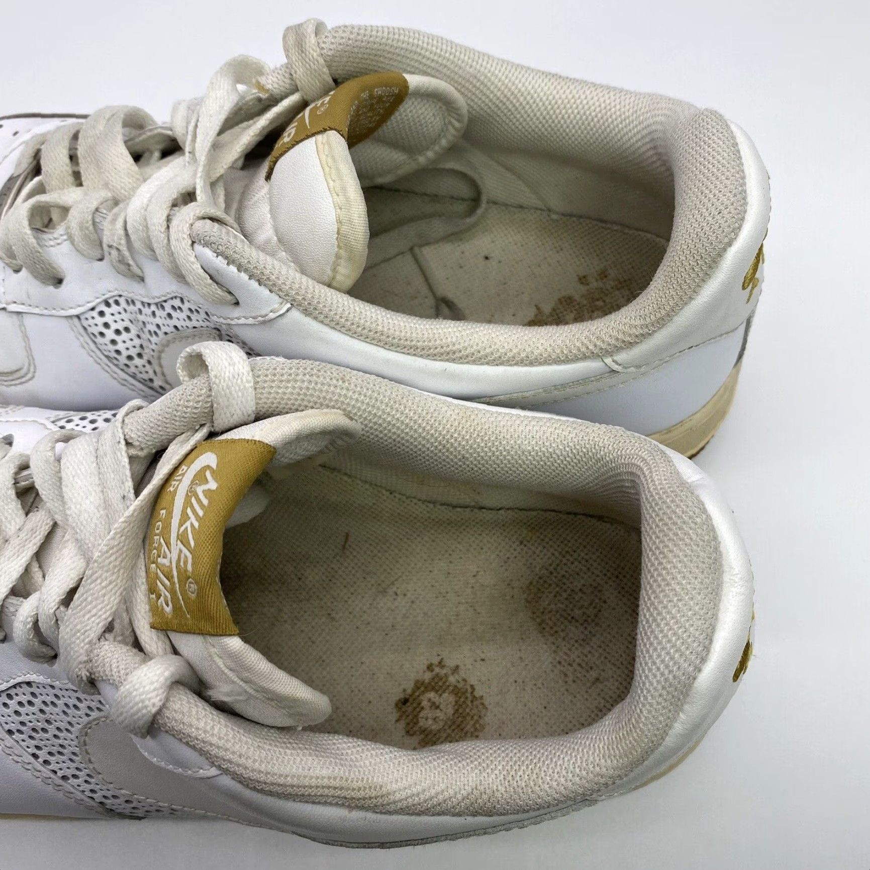 Nike VINTAGE Nike Air Force 1 '07 MENS Sneaker Low Top White Gum Distressed 315122-992 Size 11 Size US 10 / EU 43 - 7 Thumbnail