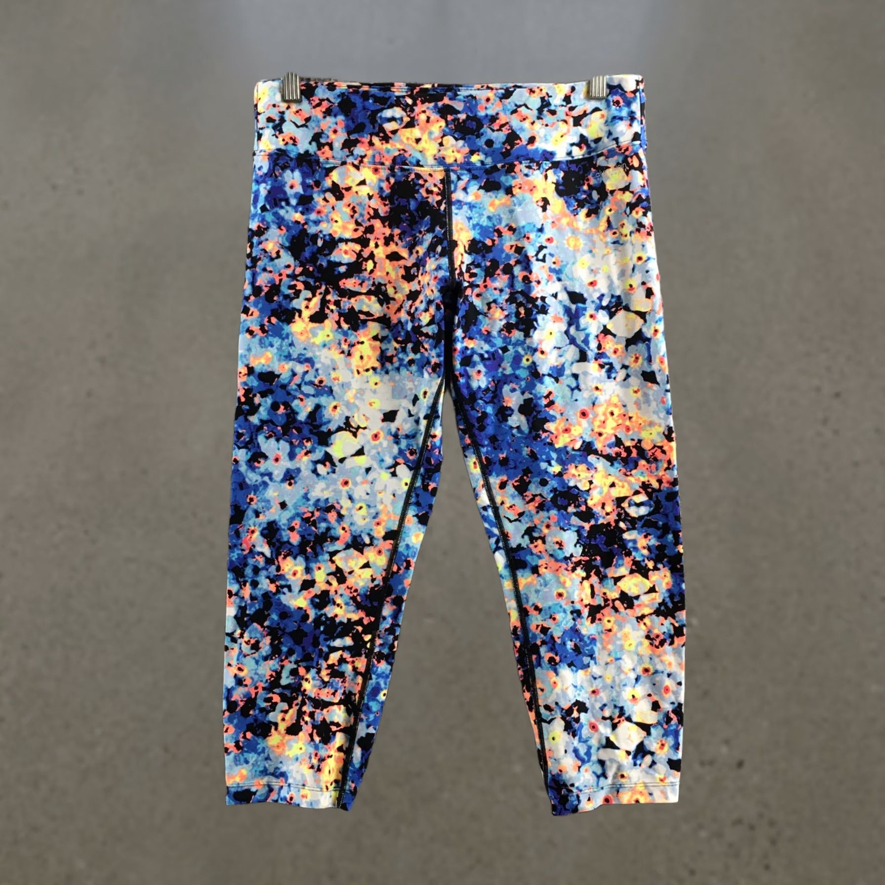 Calvin Klein Calvin Klein Capri Leggings Womens Large Multicolor Pull On Flat Front Mid Rise Yoga Casual Activewear Size 36" / US 14 / IT 50 - 1 Thumbnail
