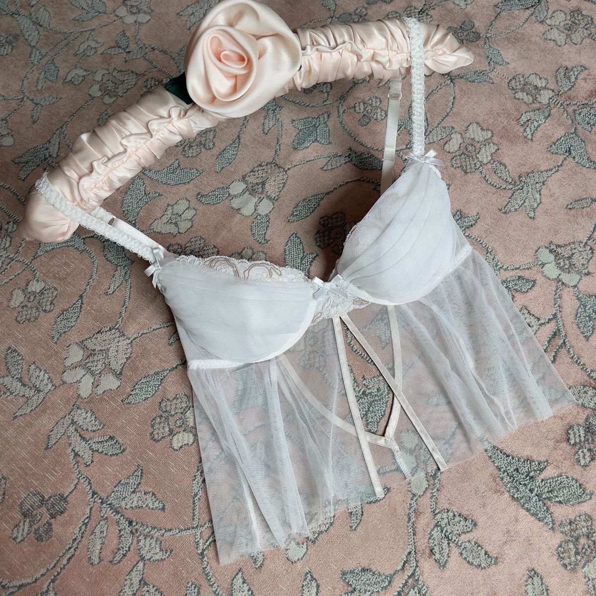 Victoria's Secret Victoria’s Secret White Mesh Babydoll Top (34B/32C) Size S / US 4 / IT 40 - 8 Thumbnail
