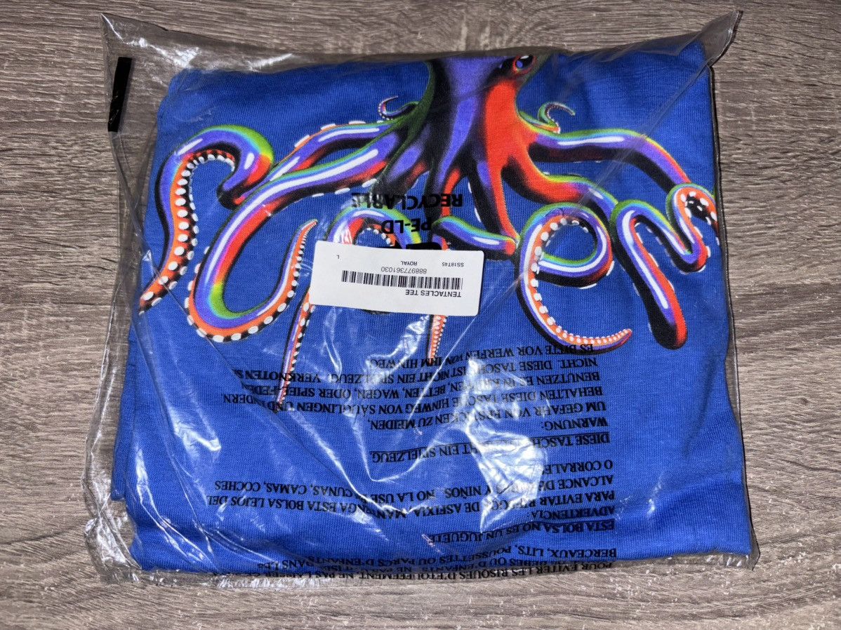 Supreme Supreme Tentacles Tee Royal Blue SS18 Size US L / EU 52-54 / 3 - 1 Thumbnail