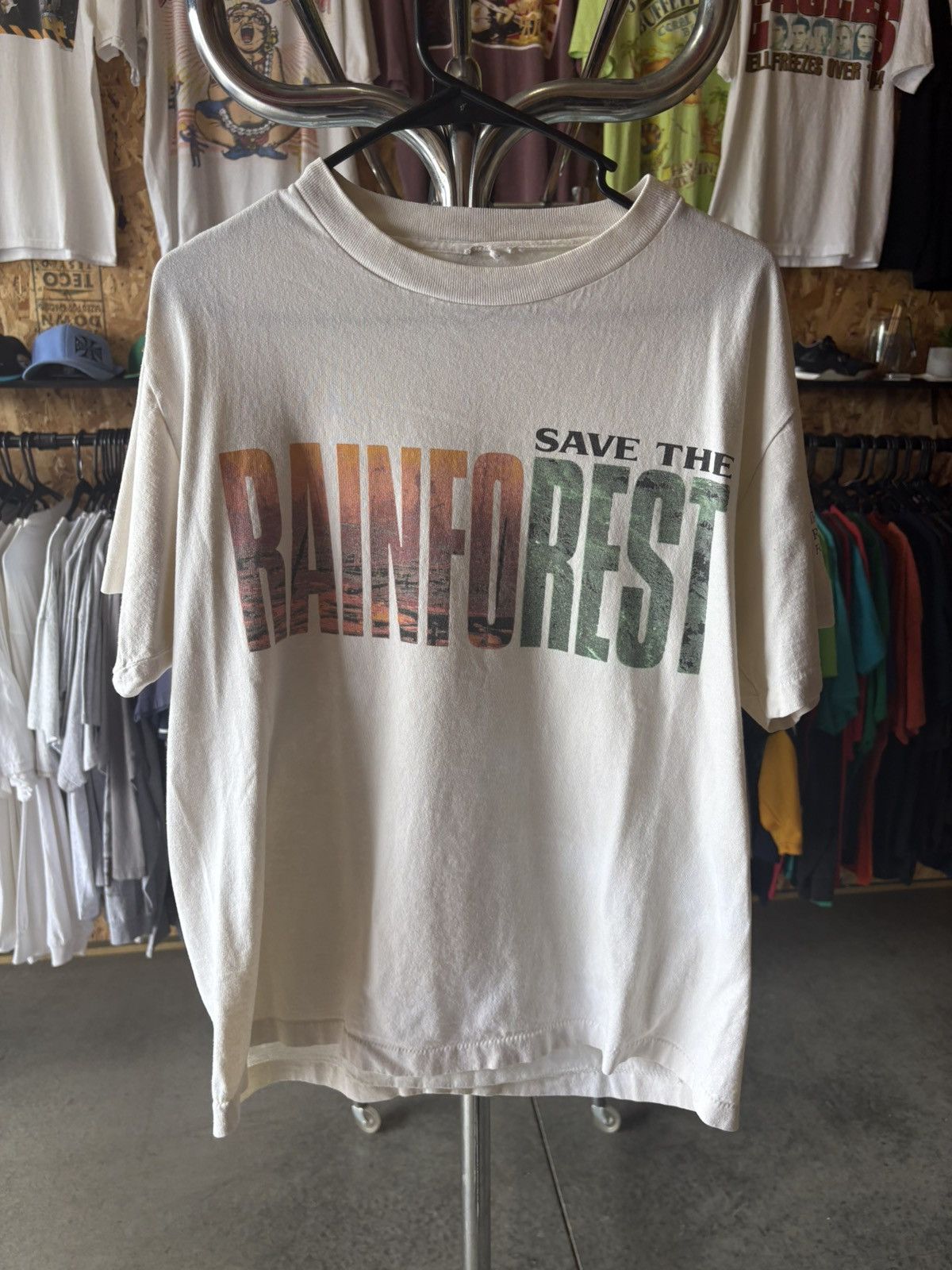American Apparel 1990’s Save The Rainforest T-Shirt Size US L / EU 52-54 / 3 - 1 Thumbnail