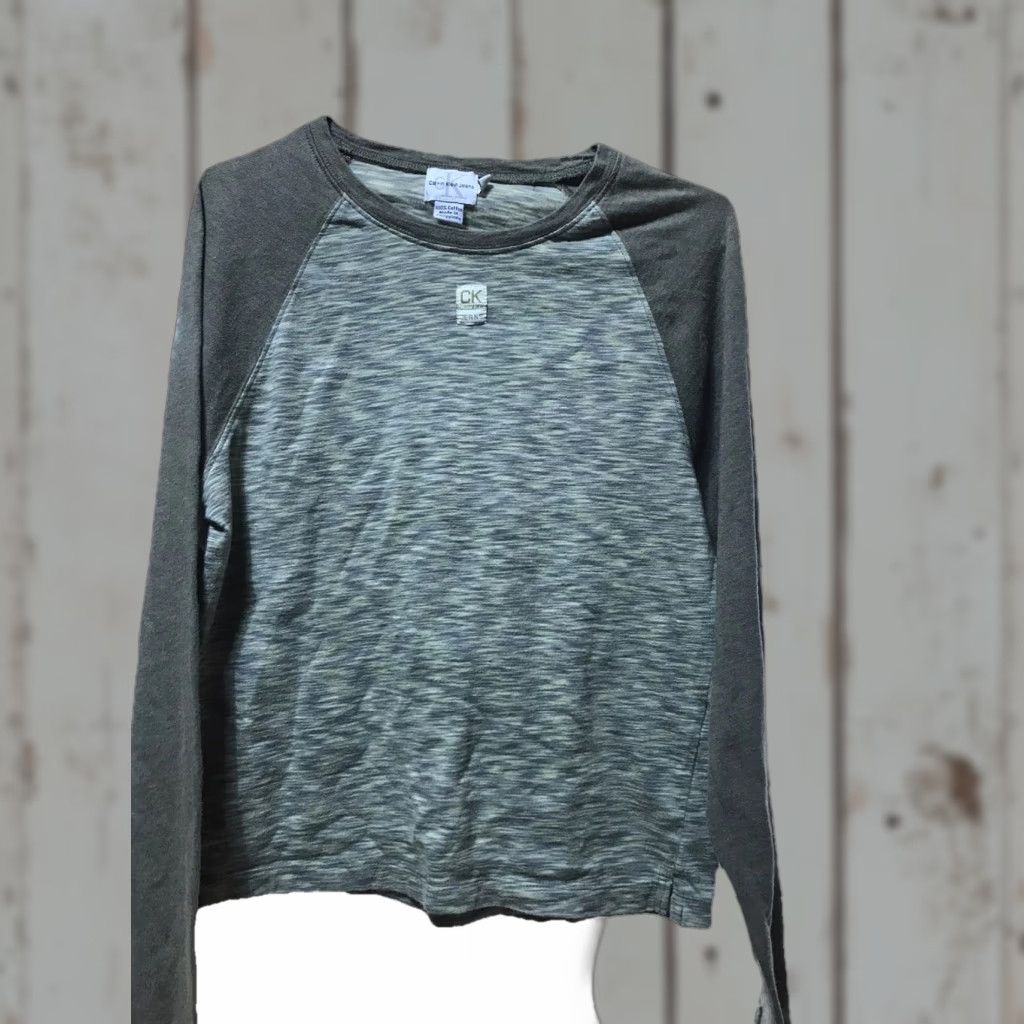 Calvin Klein CALVIN KLEIN Long Sleeve T-Shirt Juniors Size L Green Basic Cotton Womens Size L / US 10 / IT 46 - 1 Thumbnail