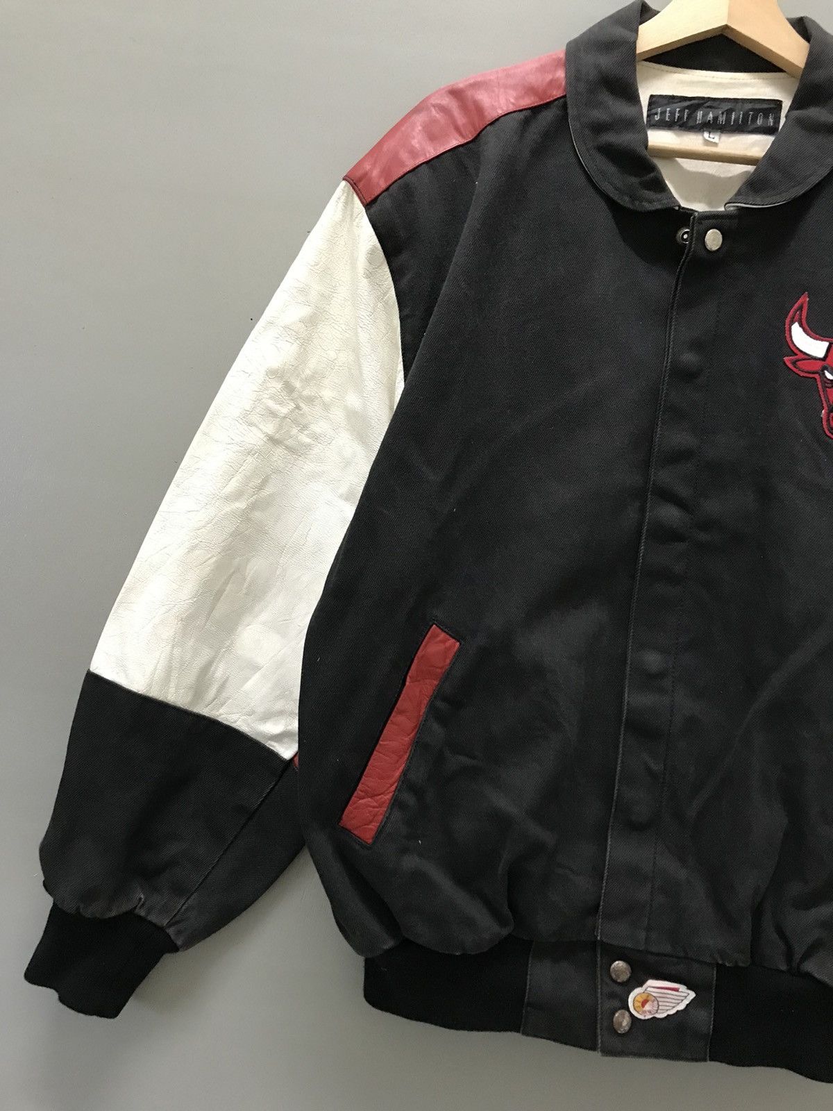Jeff Hamilton × NBA × Vintage Vintage 90s Jeff Hamilton Chicago Bulls NBA Jacket Size US L / EU 52-54 / 3 - 5 Thumbnail
