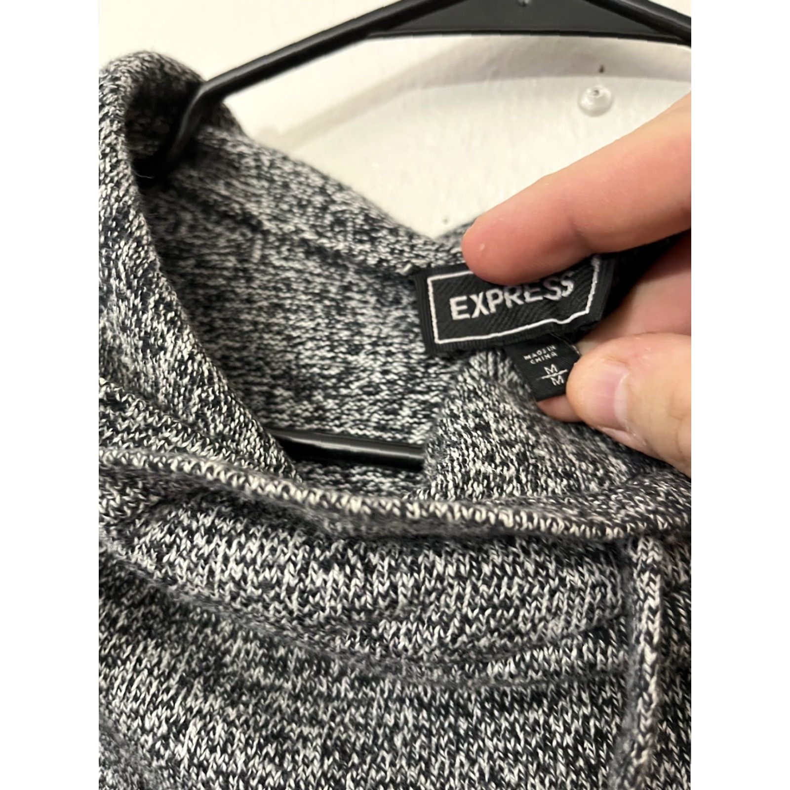 Express Express Gray Color block Hoodie Pullover Long Sleeved Fleece Zip 1/4 Hooded Pockets M Medium Women Shirt/Coat (adapt to best structure) Size M / US 6-8 / IT 42-44 - 3 Thumbnail