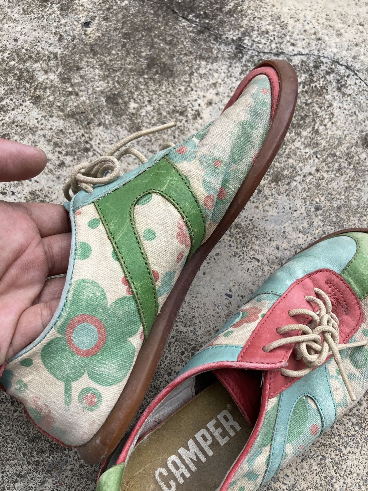 Camper × Vintage Vintage Camper Outdoor Floral Shoes Size US 7 / IT 37 - 5 Thumbnail