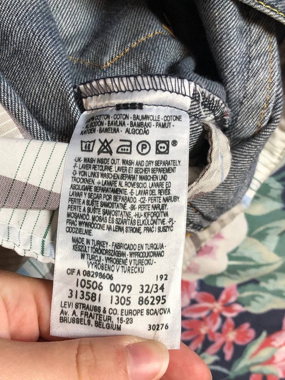 Levi's Casual Levi's Denim Jeans Ripped Size US 32 / EU 48 - 2 Thumbnail