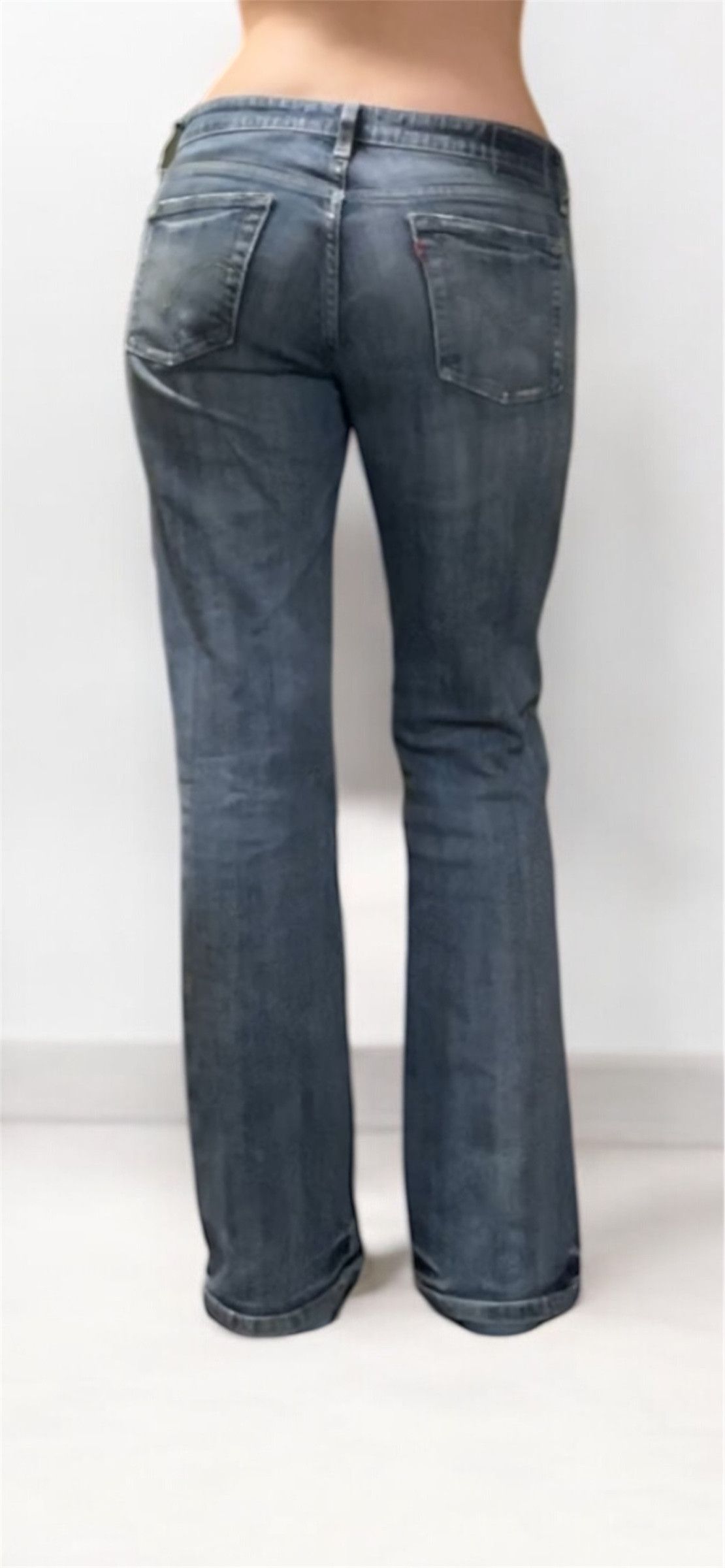 Levi's Levi's Low Rise Bootcut Jeans Size 30" / US 8 / IT 44 - 1 Thumbnail