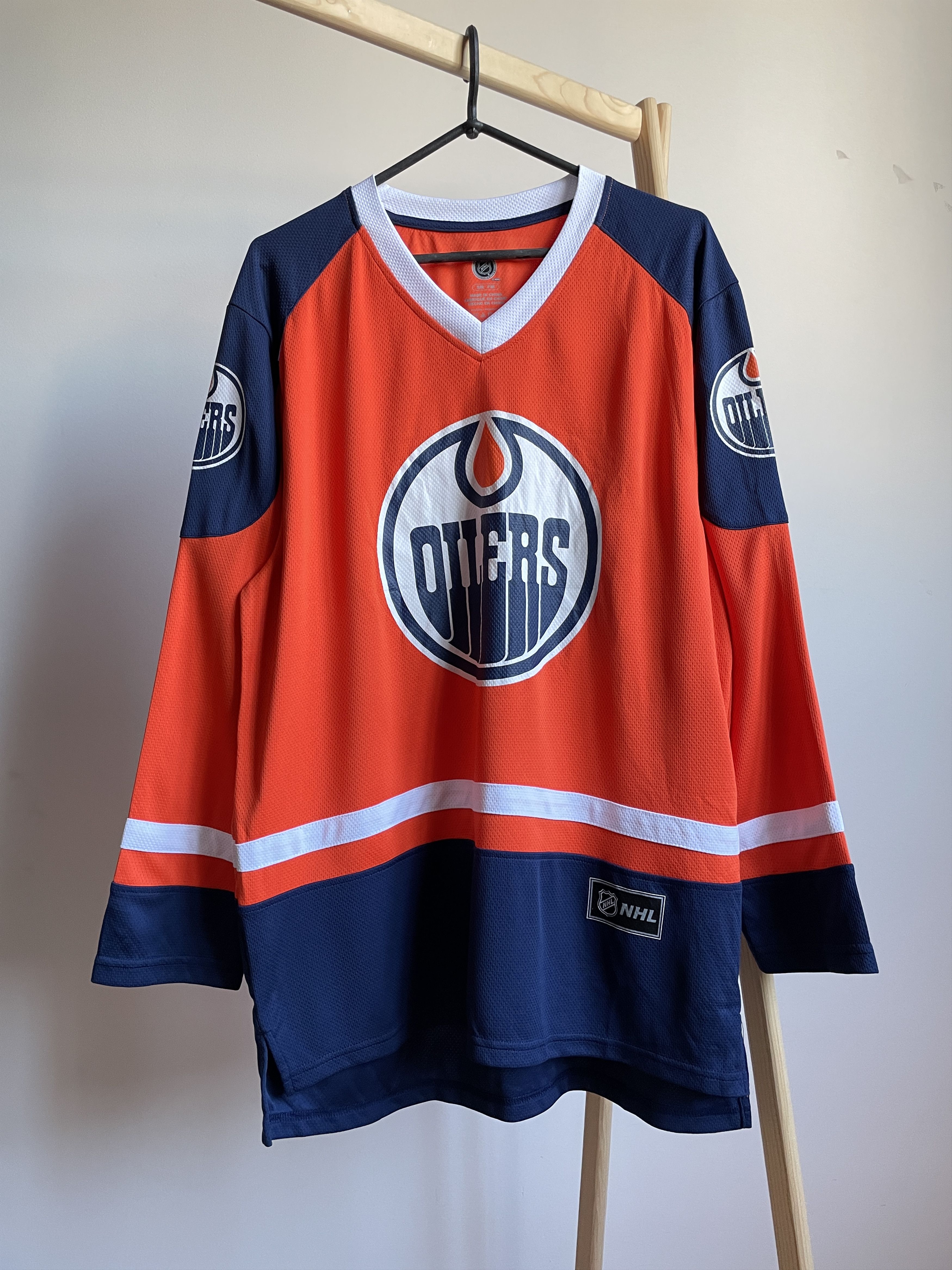 NHL Edmonton Oilers NHL Hockey Jersey Size S Size US S / EU 44-46 / 1 - 1 Thumbnail