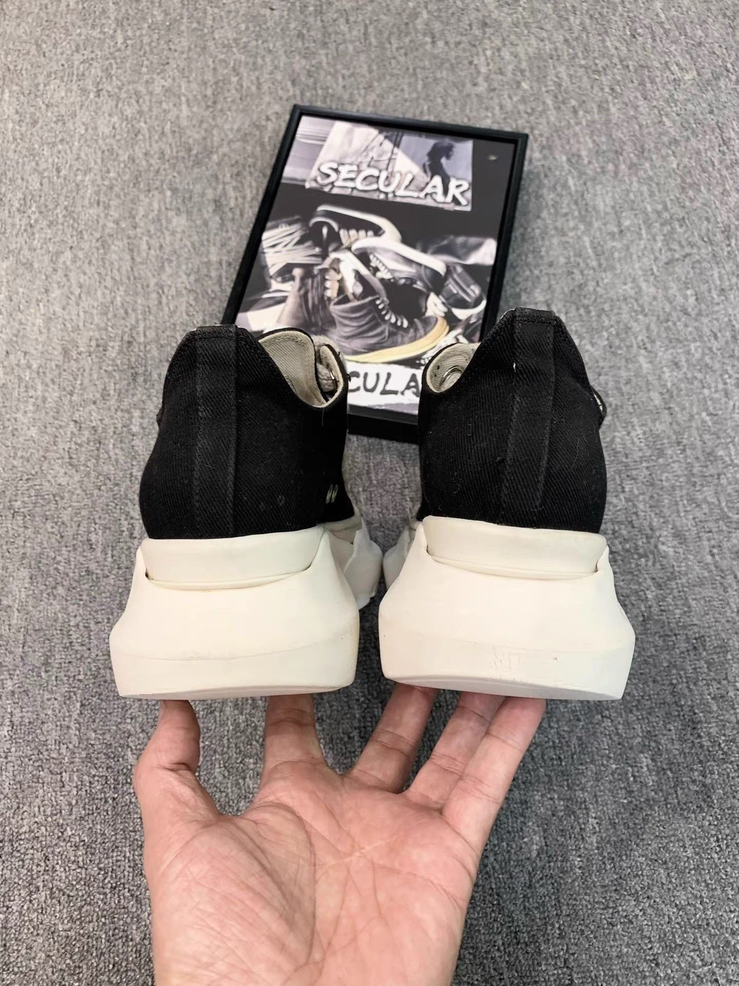 Rick Owens Rick Owens 22SS Thick-Lace Platform Low Sneakers K34 Size US 7 / IT 37 - 7 Thumbnail