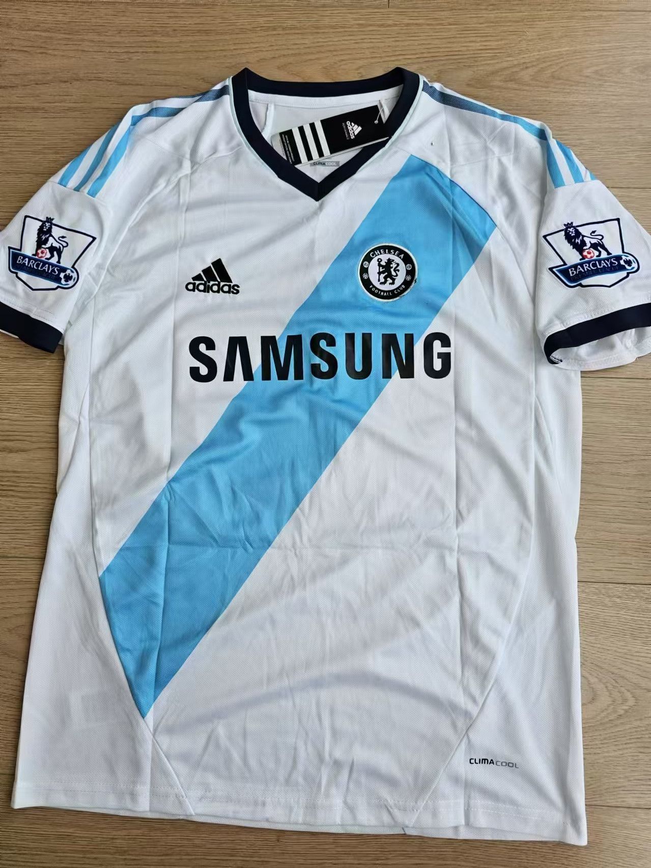 Other Torres Jersey Chelsea White Size US L / EU 52-54 / 3 - 2 Thumbnail