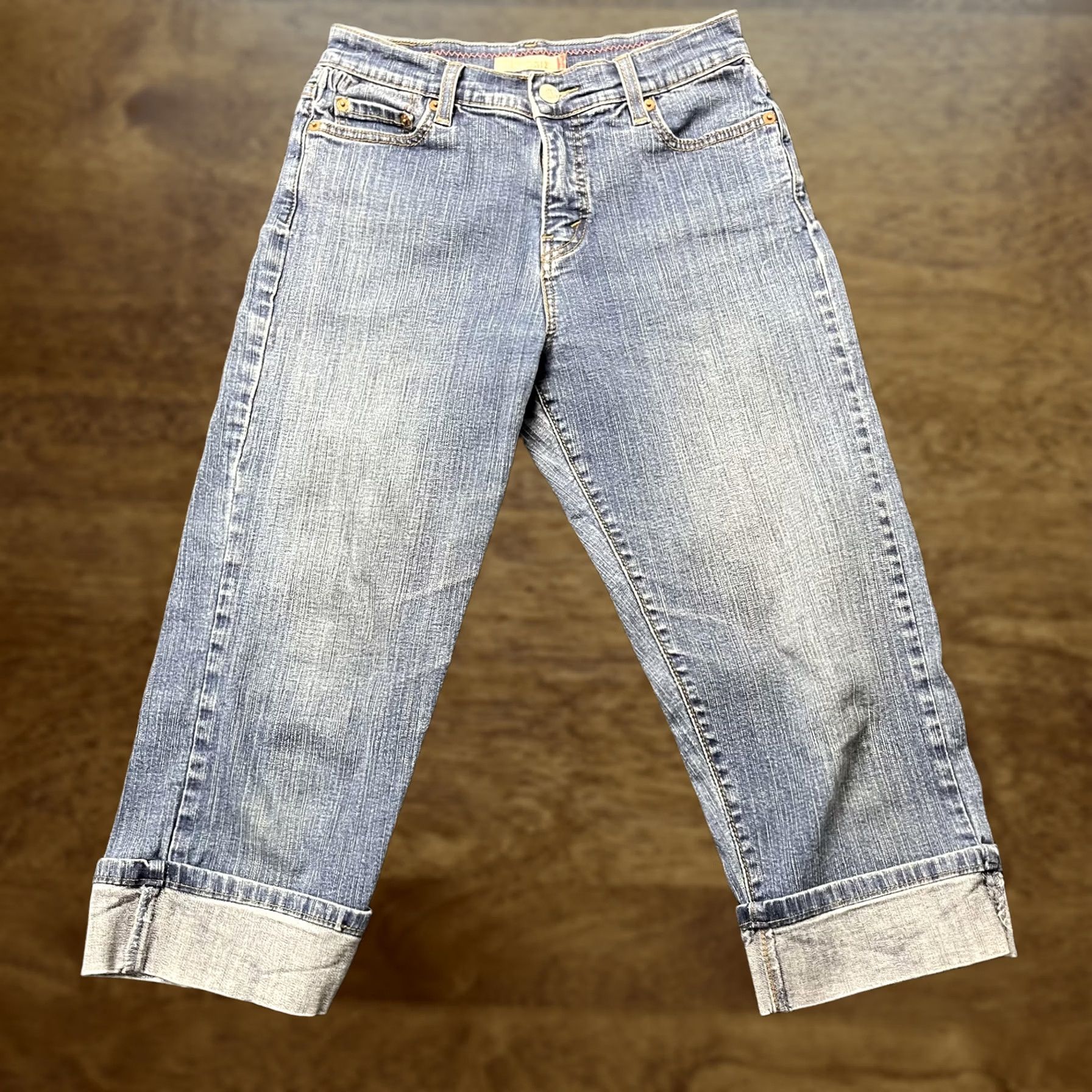 Levi's Levi's Jeans Womens 6P Light Blue Tapered Cuffed Slim Denim Stretch Size 28" / US 6 / IT 42 - 1 Thumbnail