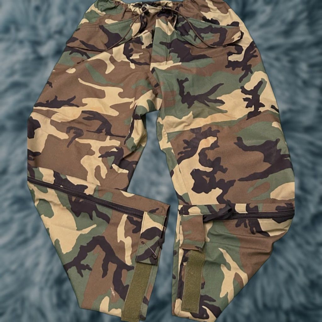 VINTAGE US Military Camo Pants Gore Seam Mens Size M Goretex Gore Core Pants