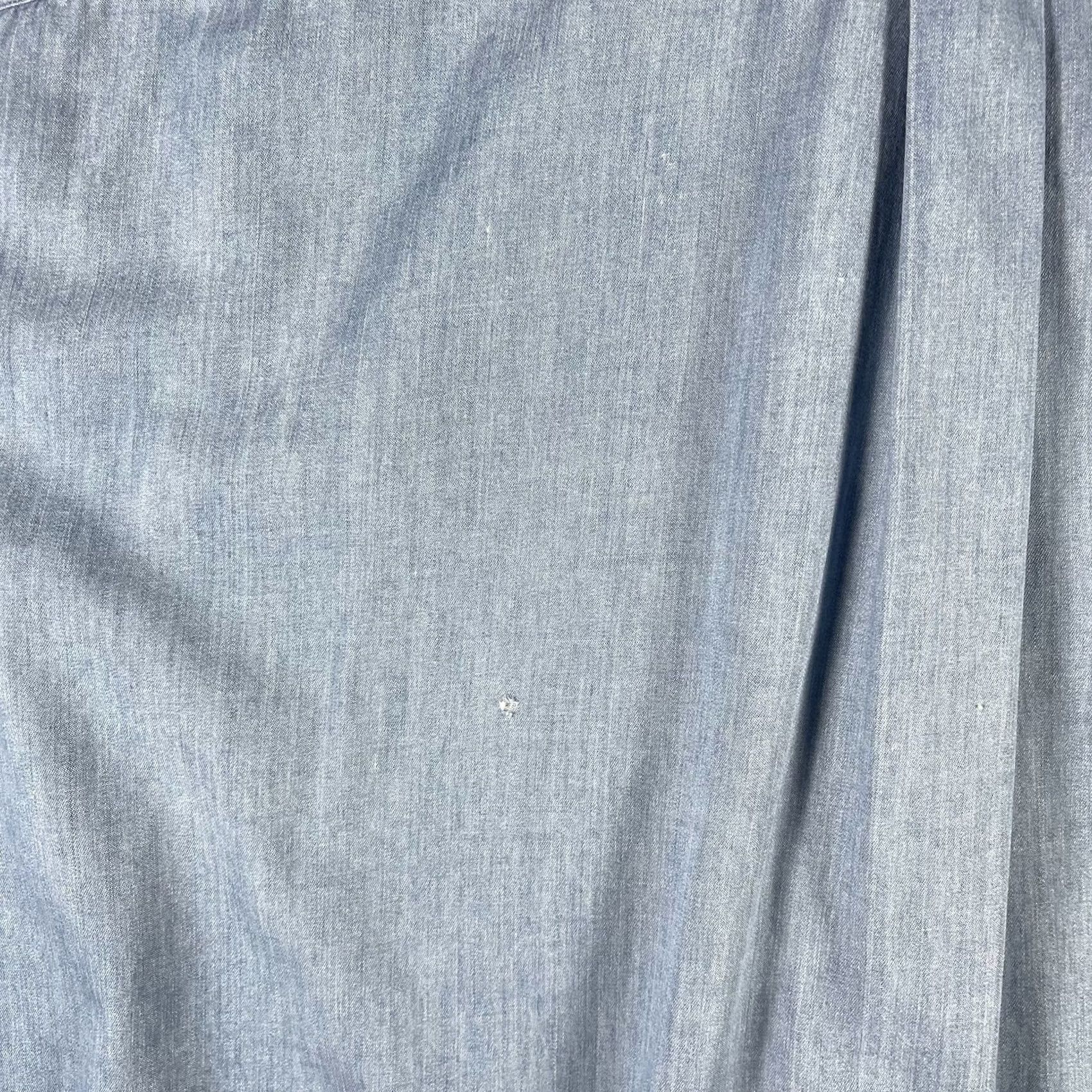 Tommy Hilfiger VINTAGE Tommy Hilfiger Shirt 17-35 Light Blue Long Sleeve Preppy Crest VTG Link Size US XL / EU 56 / 4 - 6 Thumbnail