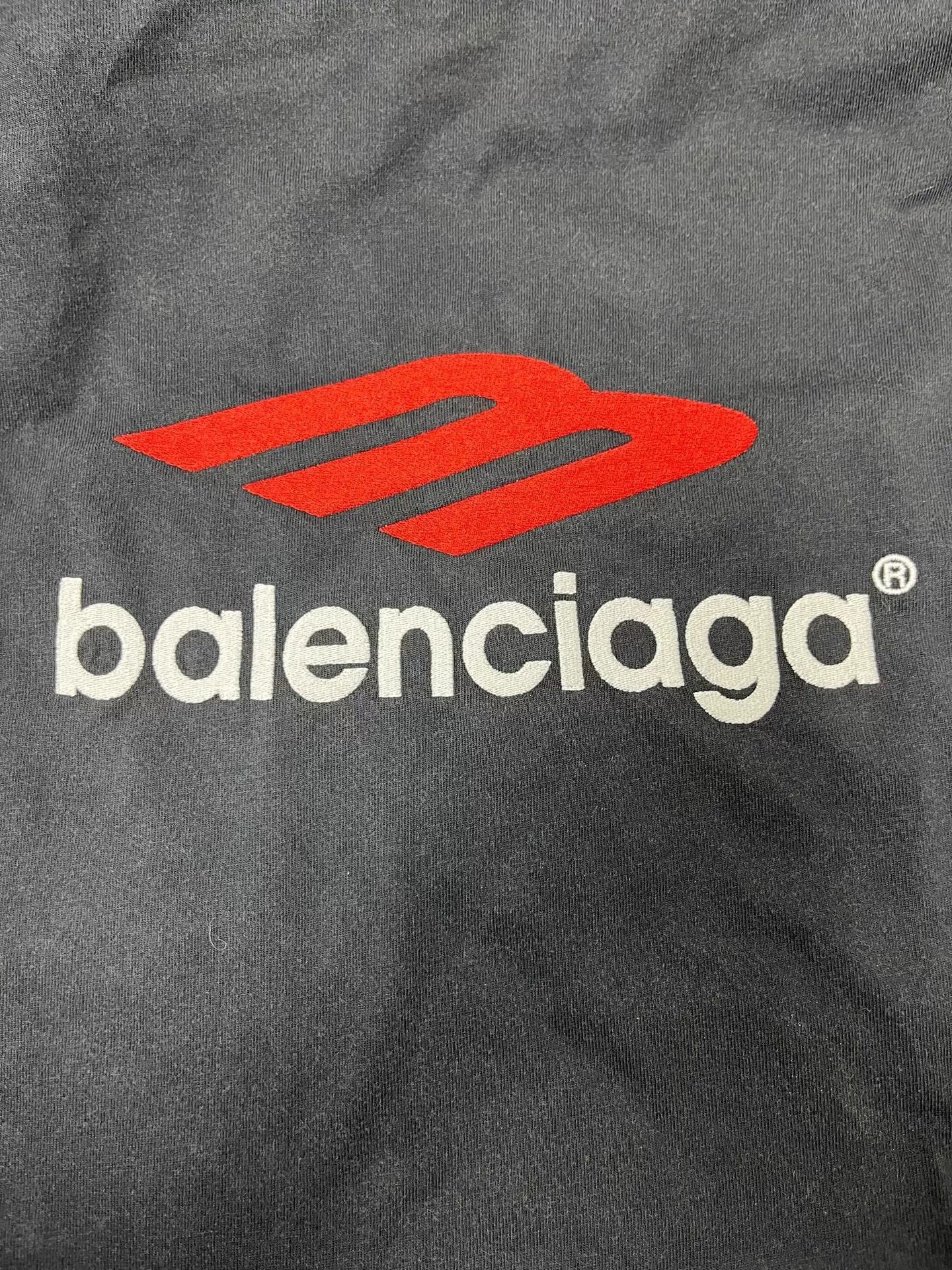 Balenciaga Balenciaga Logo Print Oversized Unisex Black S SS Crew T Size US S / EU 44-46 / 1 - 3 Thumbnail