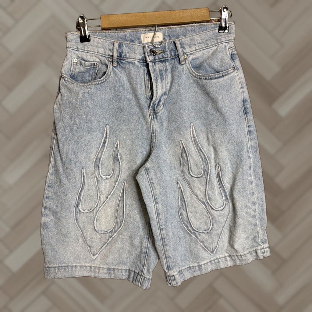 Pacsun Pacsun Extreme Jorts Mens 25 Blue Jean Shorts Casual Streetwear Skater Flames Jeans Wide-Leg Inseam 13 Light Wash Color Blue Mens Size US 26 / EU 42 - 1 Thumbnail