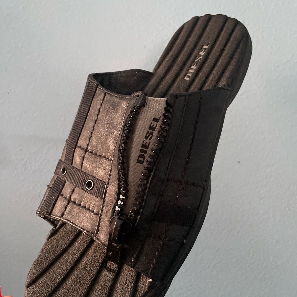 Diesel Rare Vintage Diesel slides Size US 10 / EU 43 - 1 Thumbnail