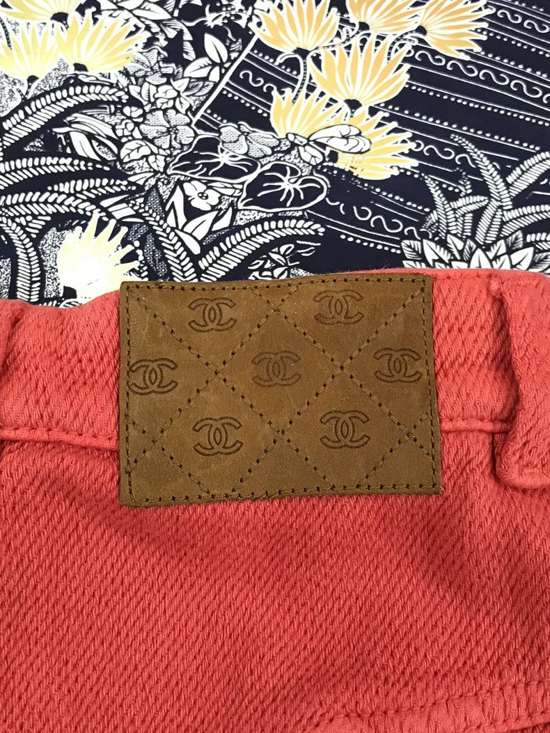 Chanel chanel Red double C made old washed shorts Size 42" / US 20 - 8 Thumbnail