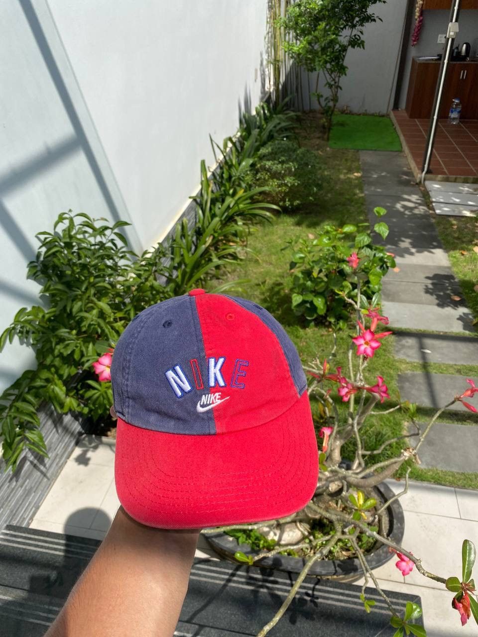 Nike 90’s NIKE RARE SWOOSH CENTRAL VINTAGE LOGO Y2K RETRO HAT Size ONE SIZE - 1 Thumbnail