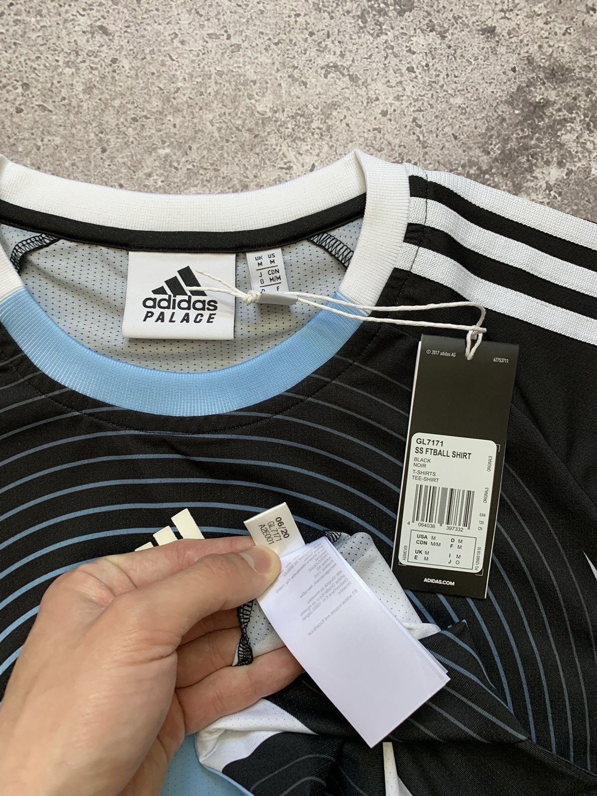 Adidas × Palace Palace Adidas sunpal jersey size M Size US M / EU 48-50 / 2 - 4 Thumbnail