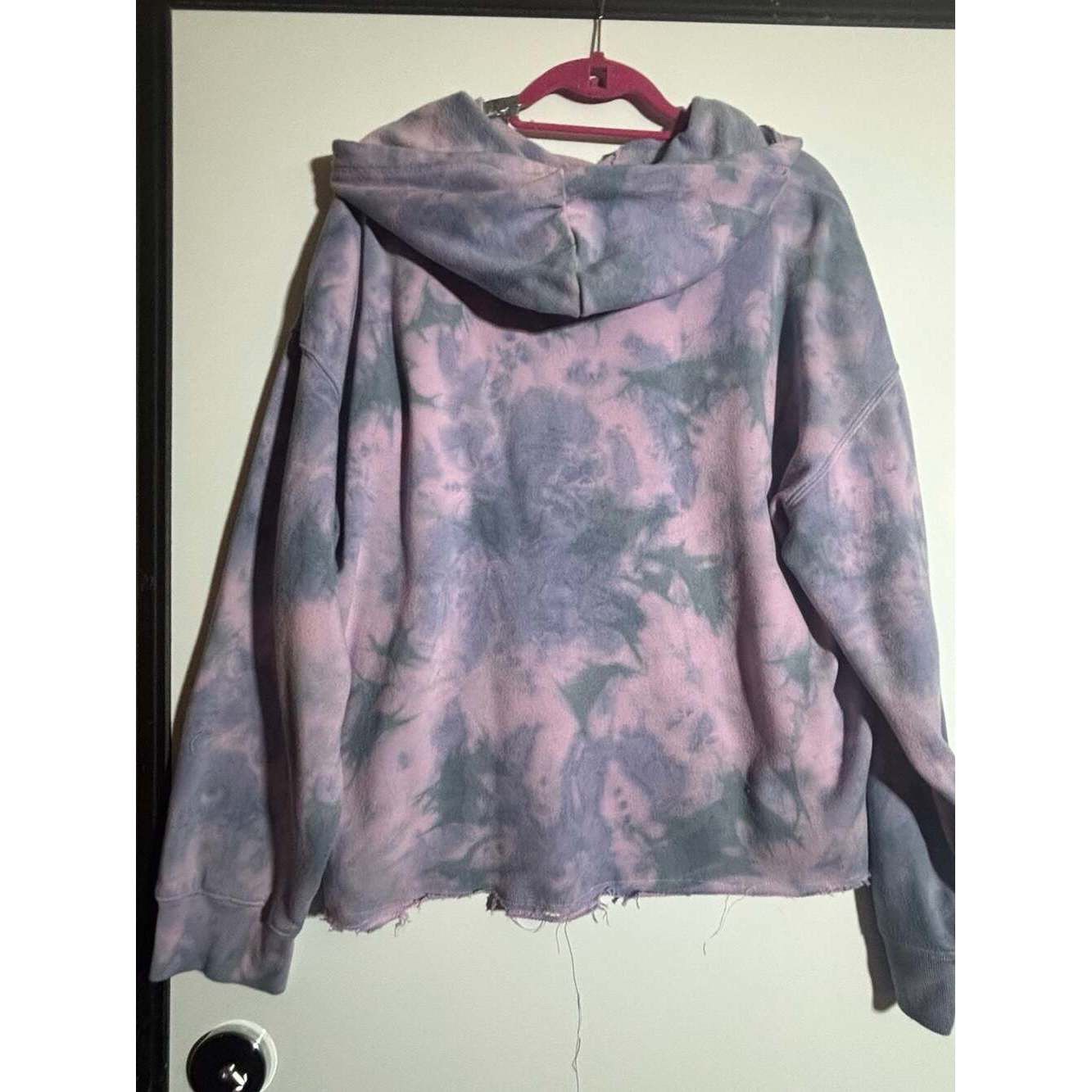 Victoria's Secret Victoria's Secret Upcycled Tie-Dye Peace Sign Patchwork Crop Size XL / US 12-14 / IT 48-50 - 3 Thumbnail