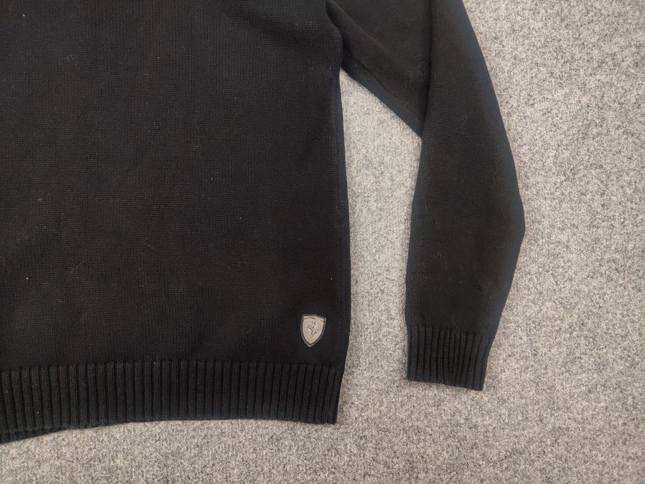 Ferrari × Puma Puma x Ferrari Logo Black Zip hoodie Knit Jacket Vintage Size US L / EU 52-54 / 3 - 12 Thumbnail