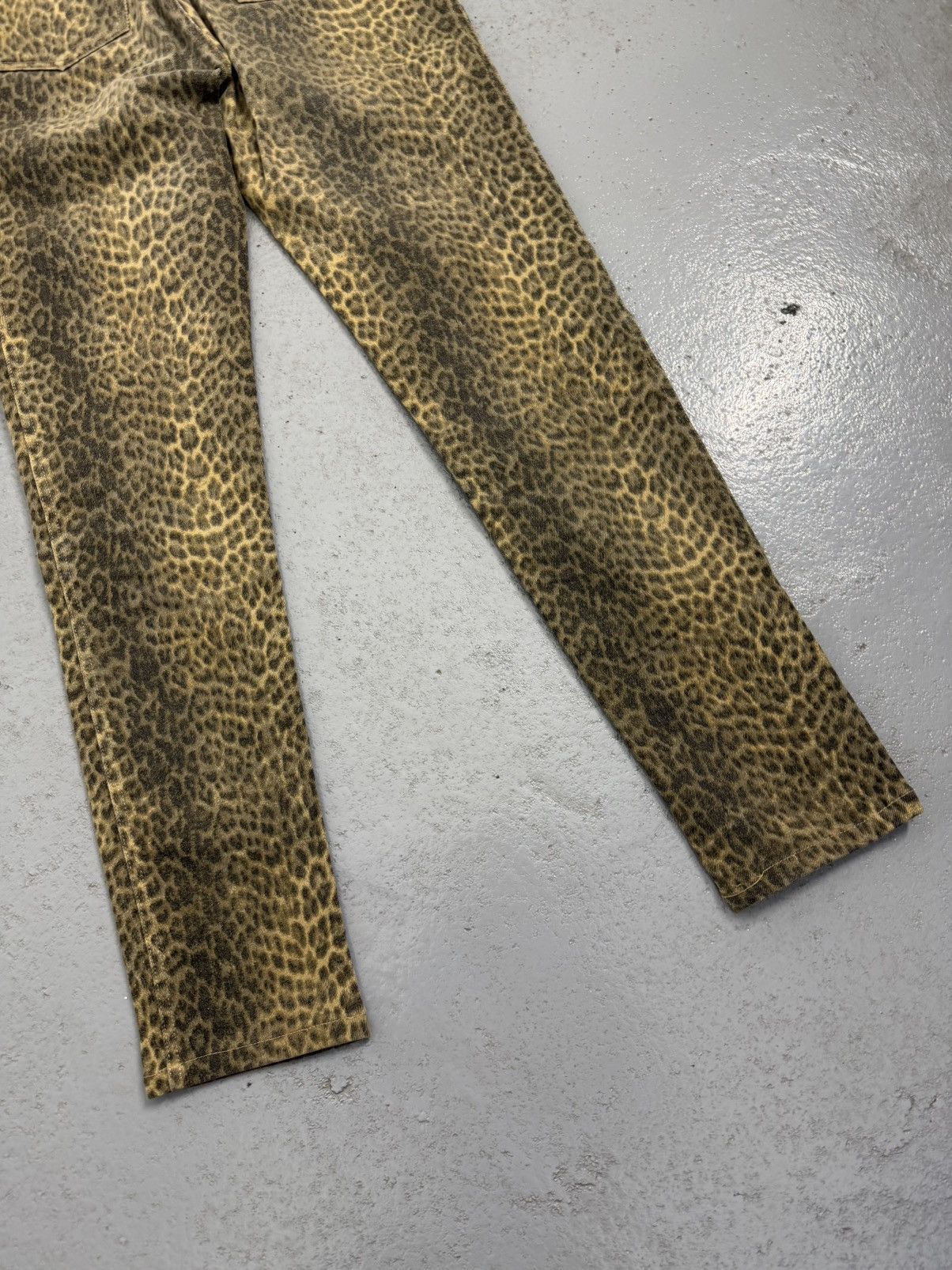 Just Cavalli Vintage Cavalli Jeans Leopard Overprinted Jeans Size 30" / US 8 / IT 44 - 12 Thumbnail