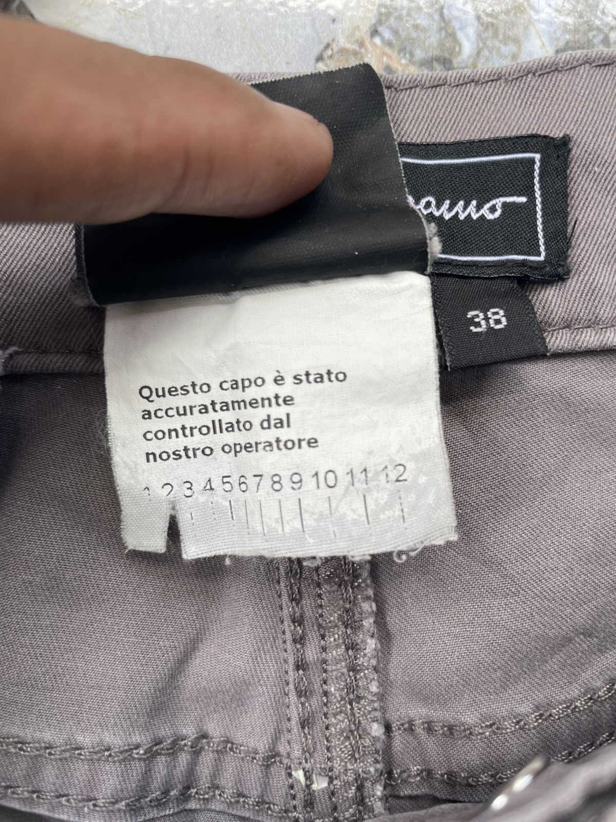 Salvatore Ferragamo Salvatore Ferragamo Gancini Print Pants Size US 38 / EU 54 - 5 Thumbnail