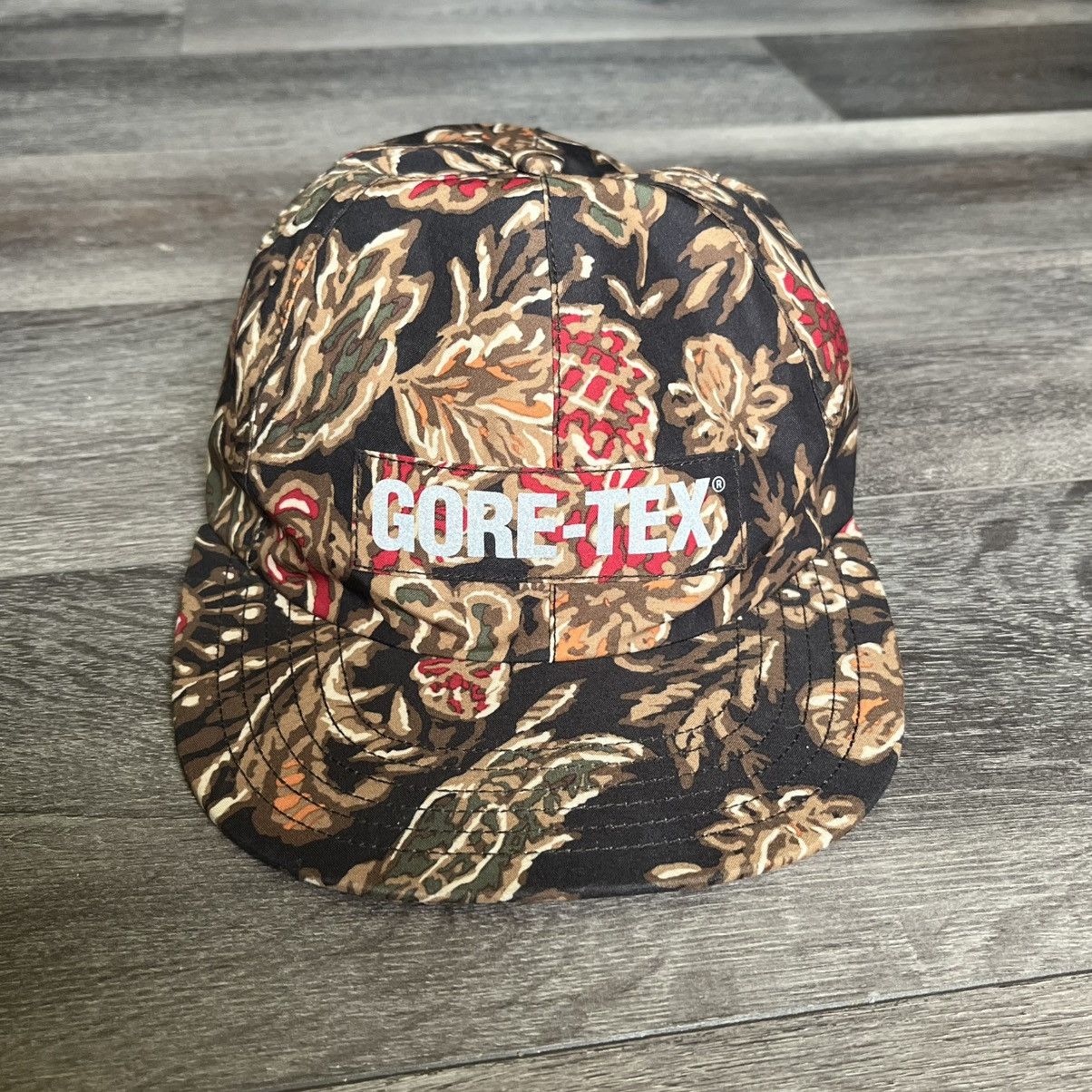 Supreme Supreme Gore-Tex 6-Panel Hat Flower Print Cap FW18 Size ONE SIZE - 1 Thumbnail