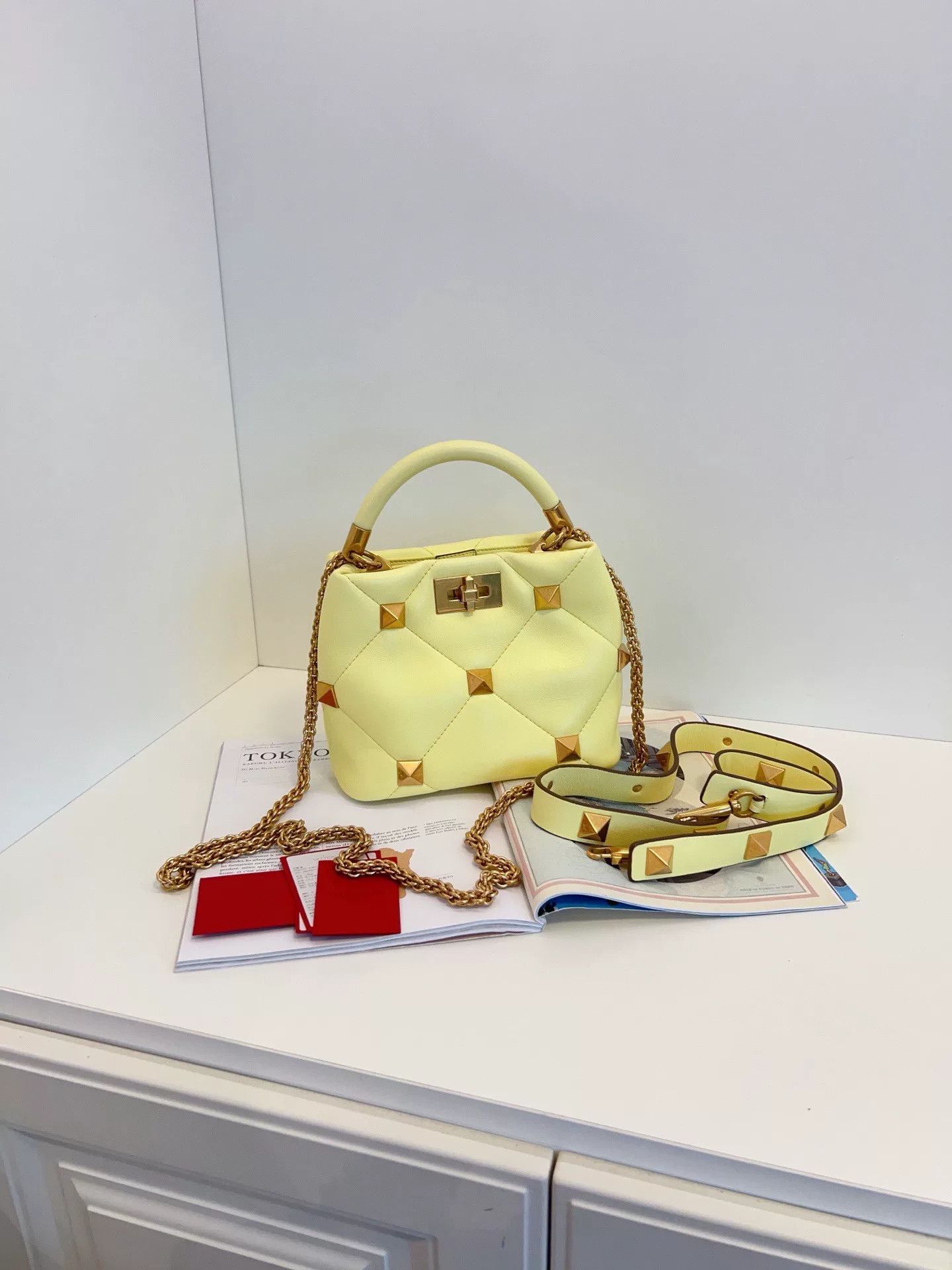 Valentino Pre-loved Bag Very good condition Size ONE SIZE - 1 Thumbnail