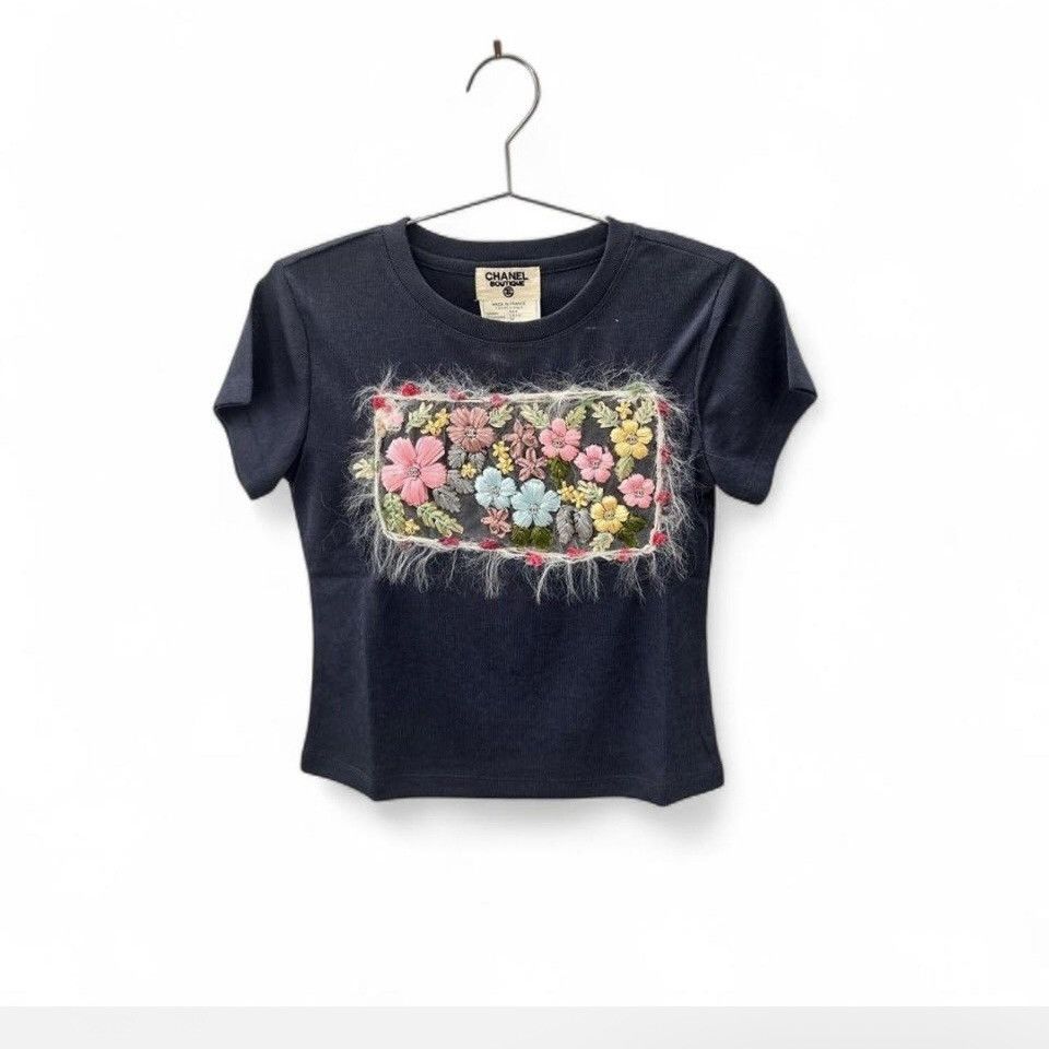 Chanel Chanel Cashmere Short Sleeve Embroidered Sweater Size S / US 4 / IT 40 - 1 Thumbnail
