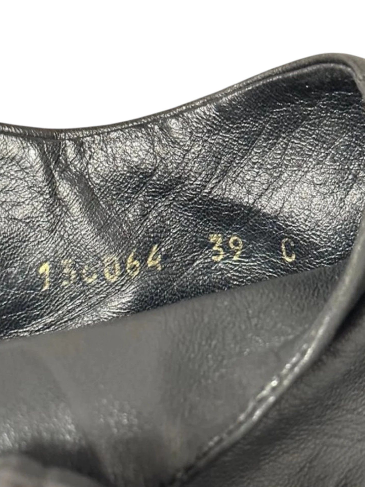 Gucci × Tom Ford 00s Gucci Black Leather Ruched Peep-Toe Heels Size US 9 / IT 39 - 7 Thumbnail