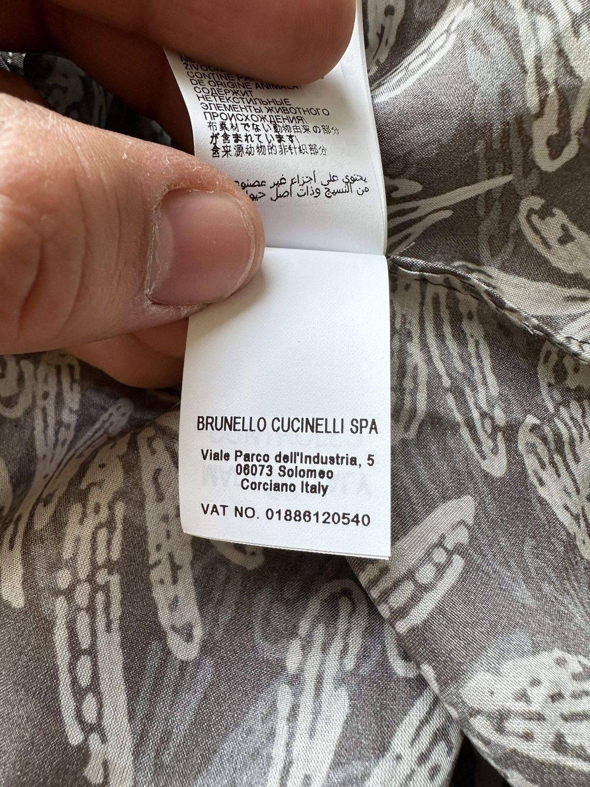 Brunello Cucinelli Brunello Cucinelli Silk Fern Ponge Button-Front Blouse Size S / US 4 / IT 40 - 12 Thumbnail