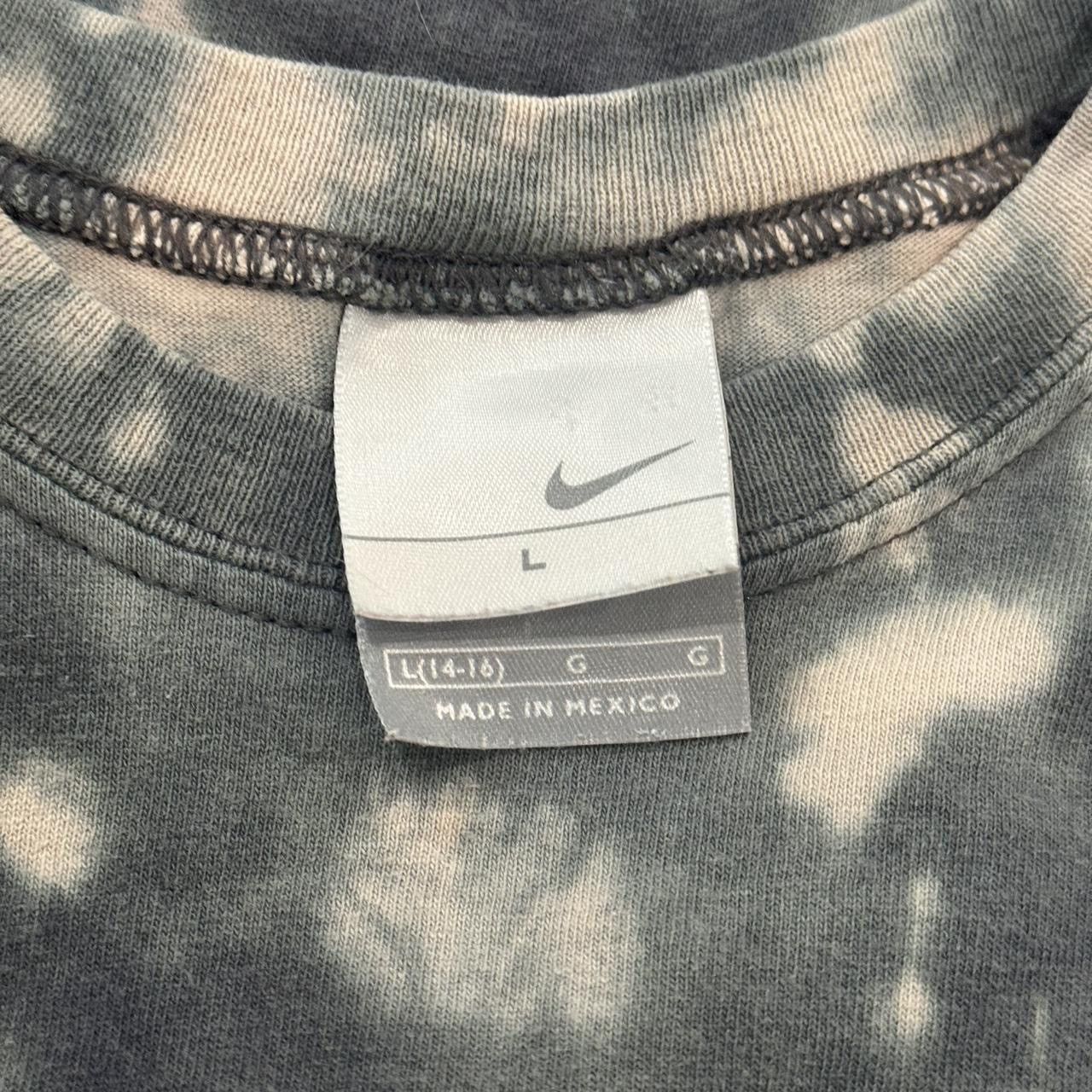 Nike Vintage Y2K Nike Tie Dye Shirt YOUTH Size US XS / EU 42 / 0 - 3 Thumbnail