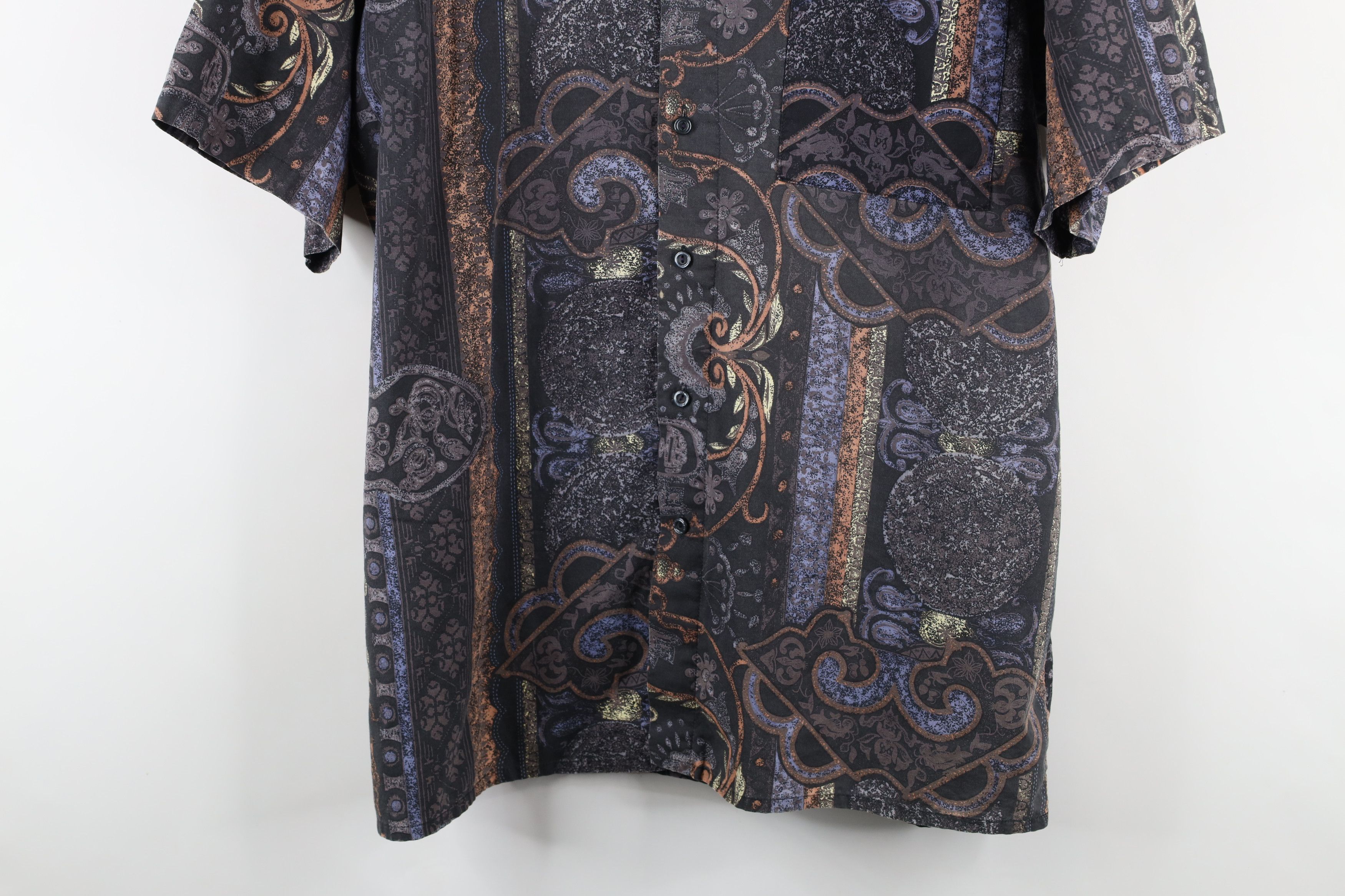 Vintage Vintage 90s Streetwear Rainbow Tapestry Collared Shirt Size US L / EU 52-54 / 3 - 3 Thumbnail